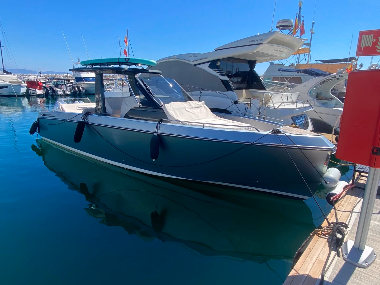 2024 Schaefer Yachts V33 