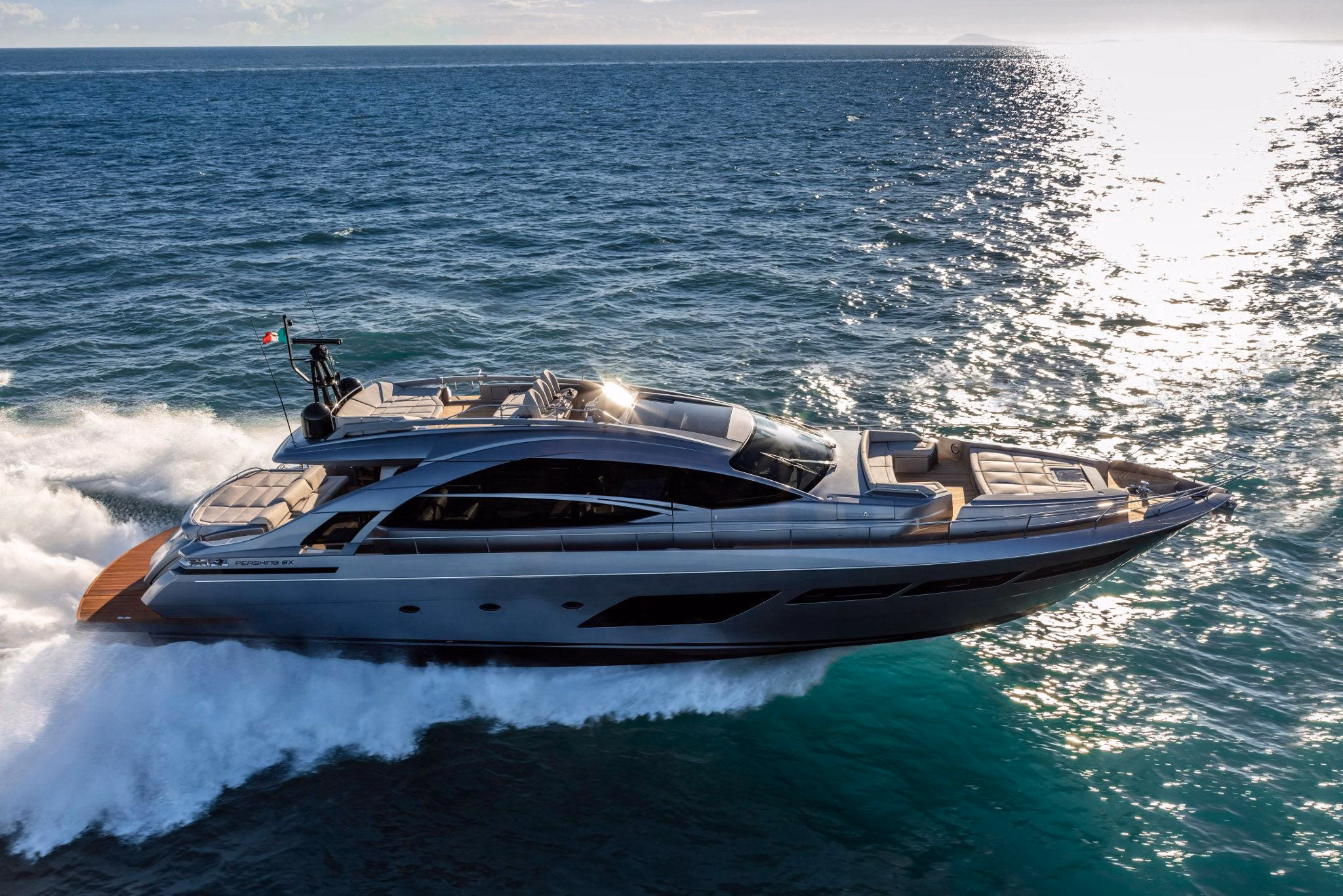 2023 Pershing 8X 