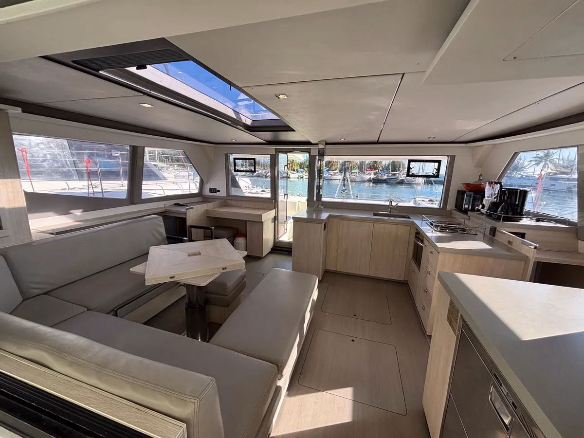 2020 Leopard Catamarans 45 