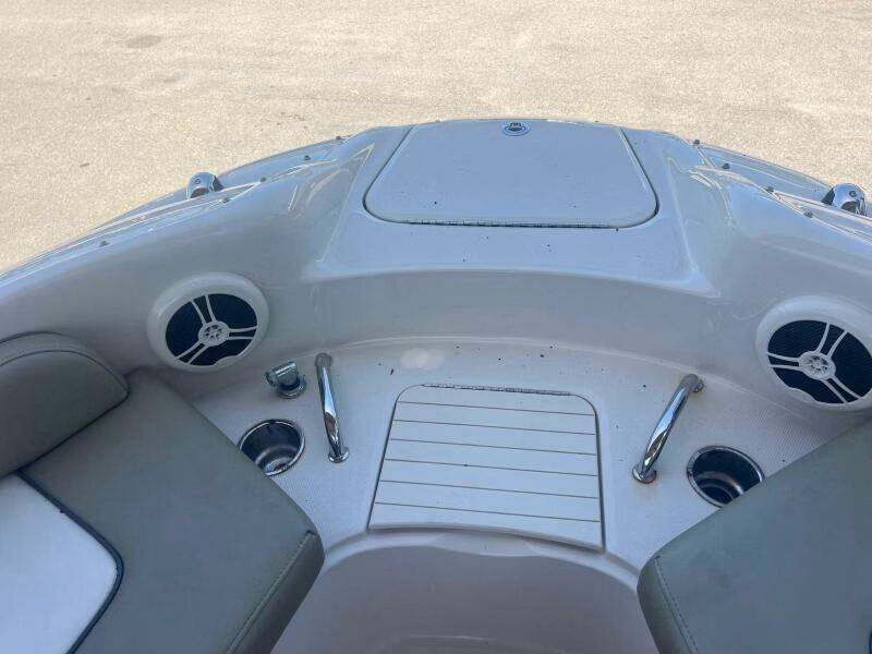 2007 Sea Ray 240 Sundeck 