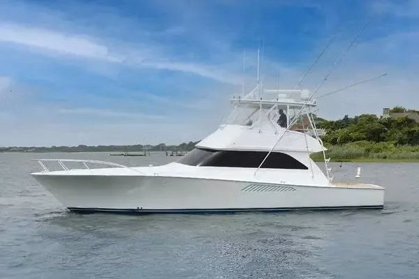 2002 Viking Yacht 52C 