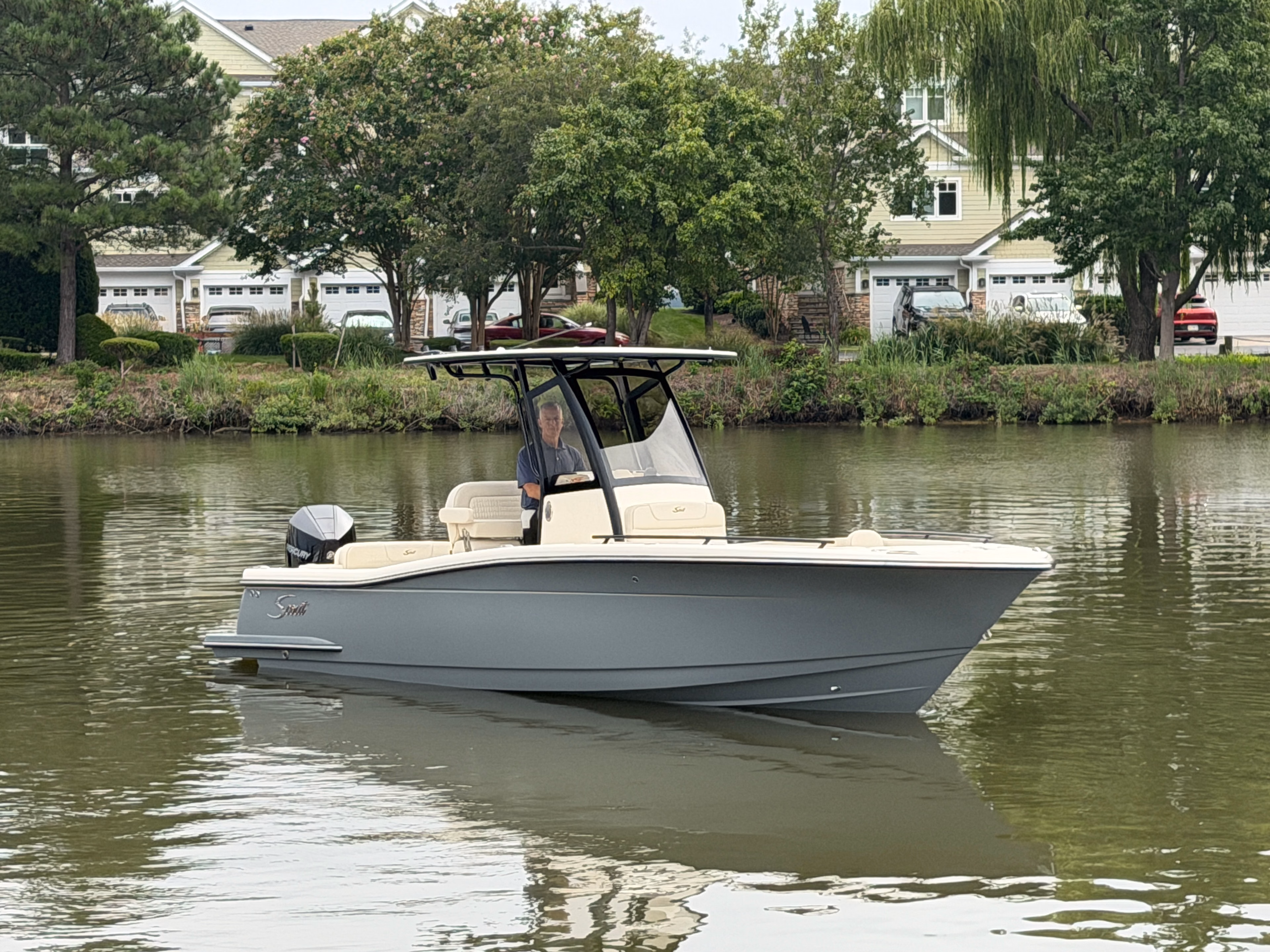 2026 Scout Boats 240 XSF