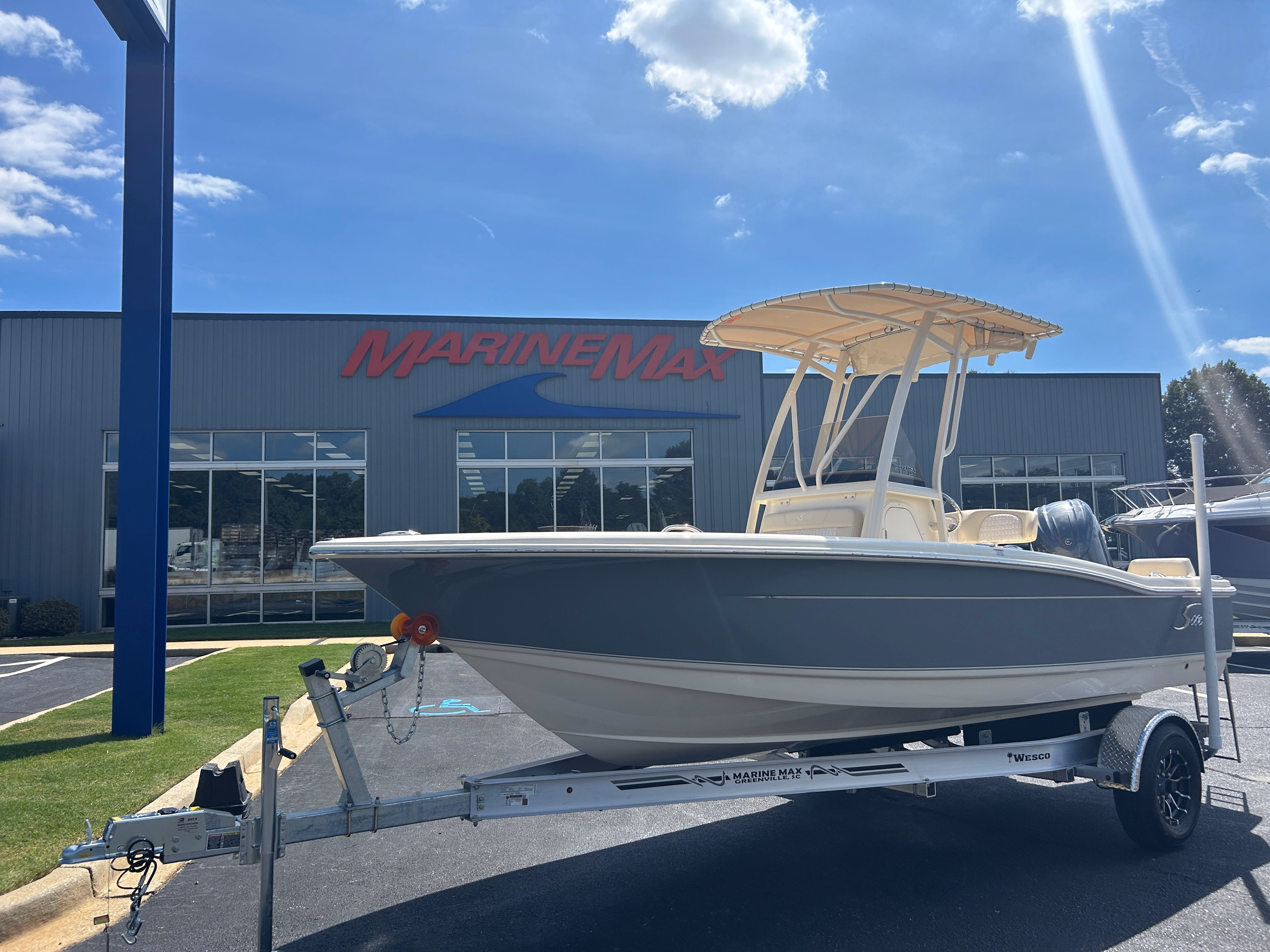 2027 Scout Boats 195 Sportfish 