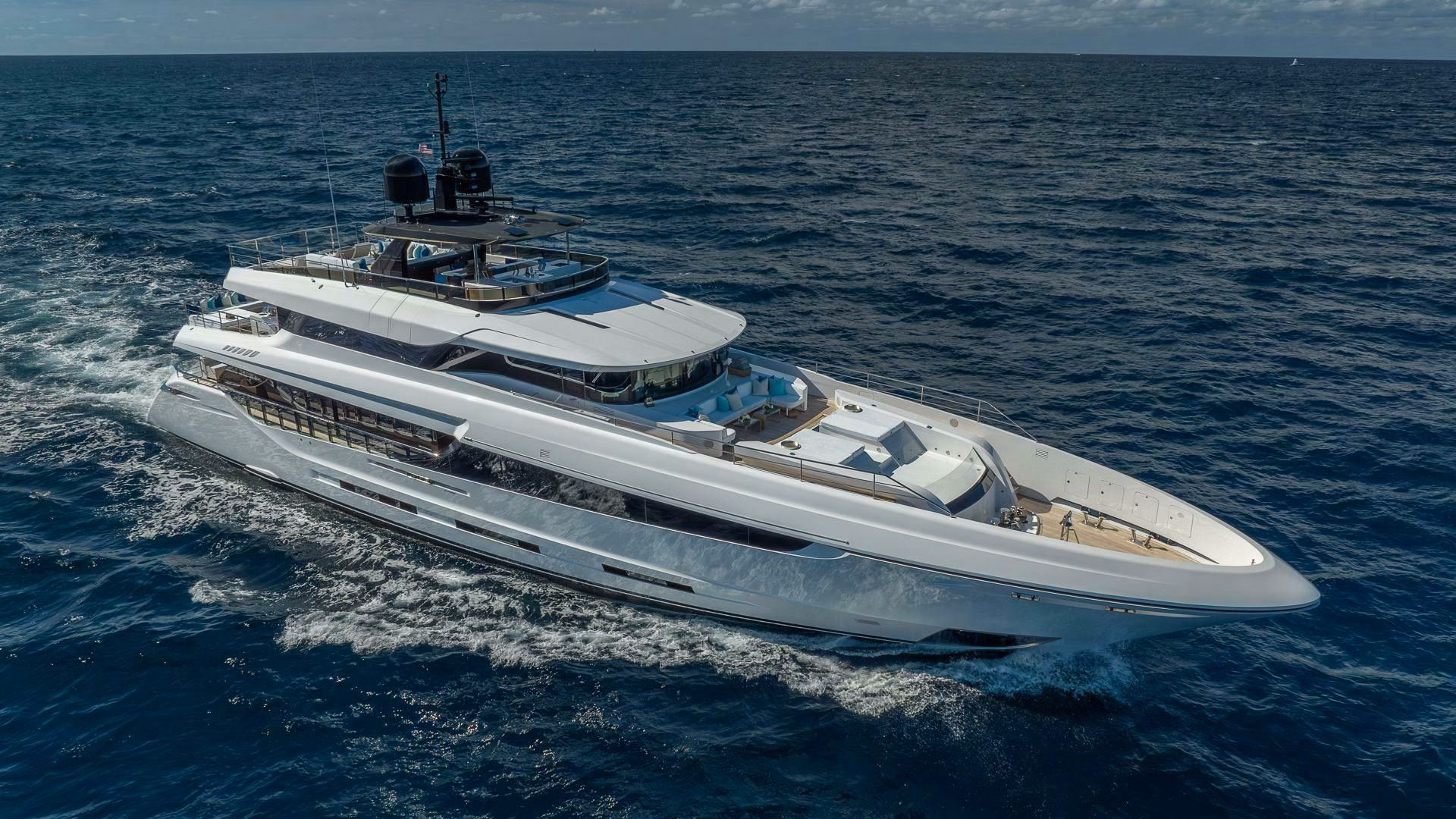 2016 Mangusta Neverland