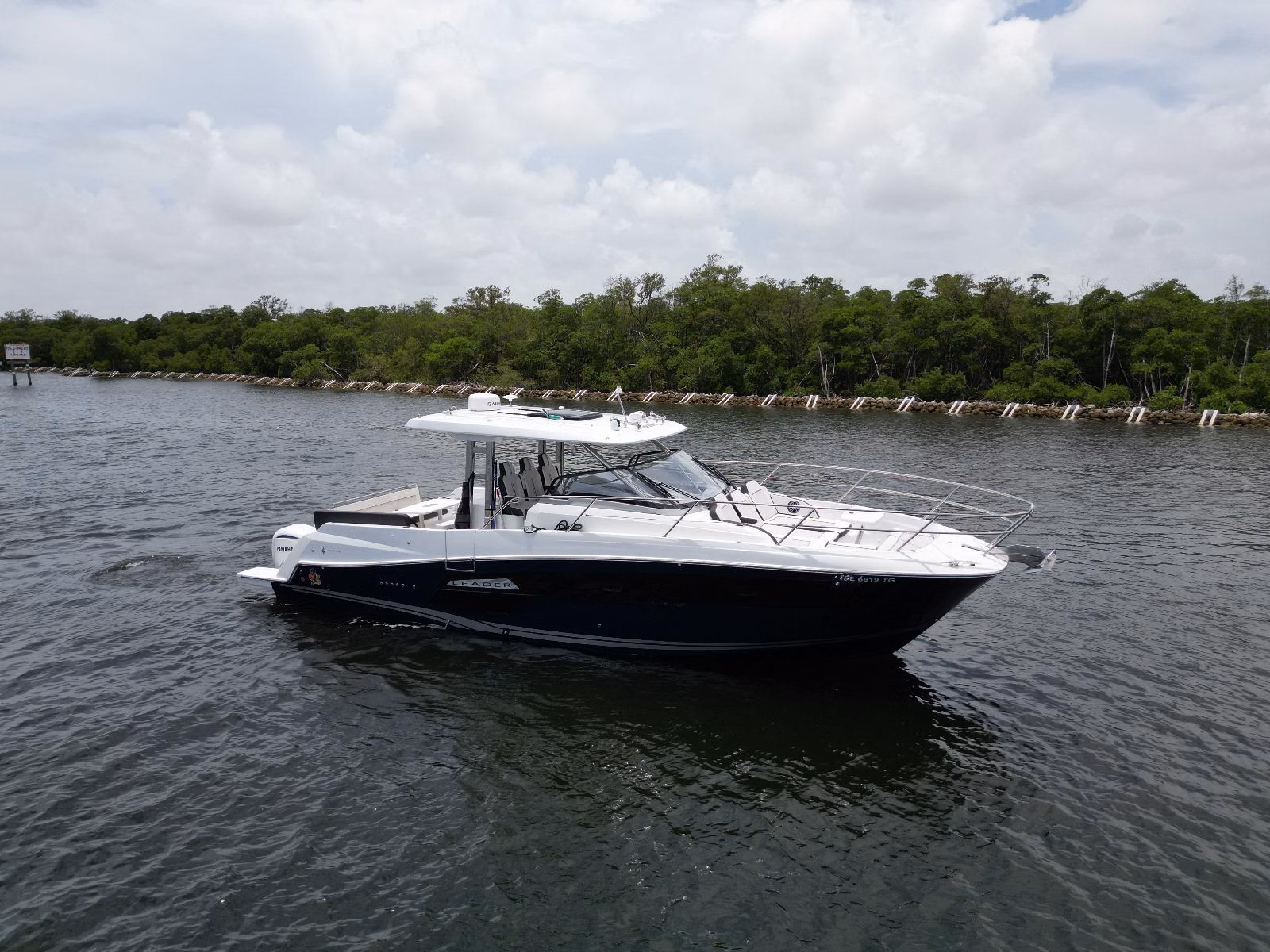 2022 Jeanneau Leader 12.5
