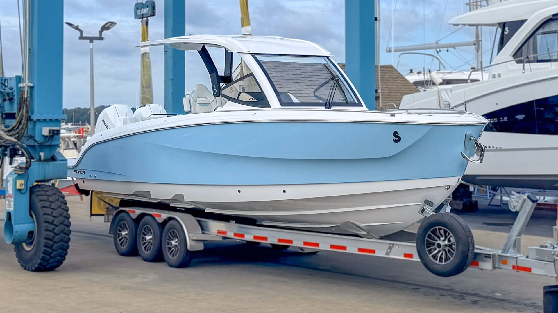 2027 Beneteau Flyer 30 
