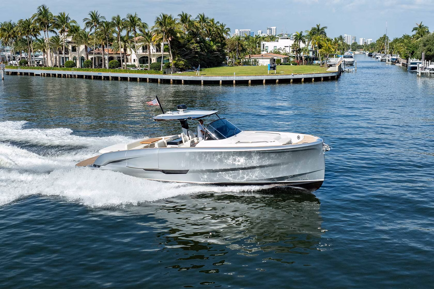 2025 Solaris Power 44 Open 