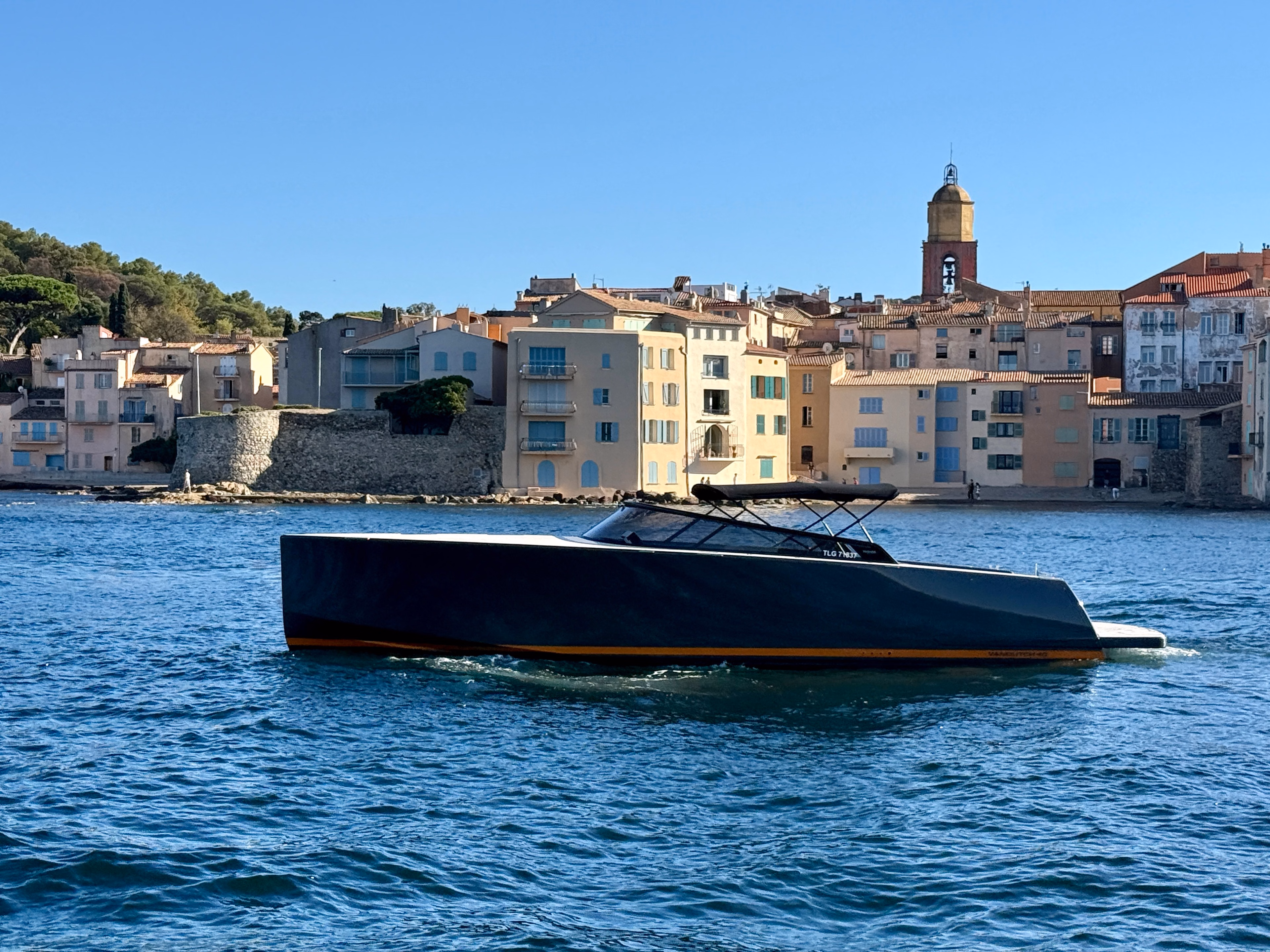 2024 VanDutch Yachts 40
