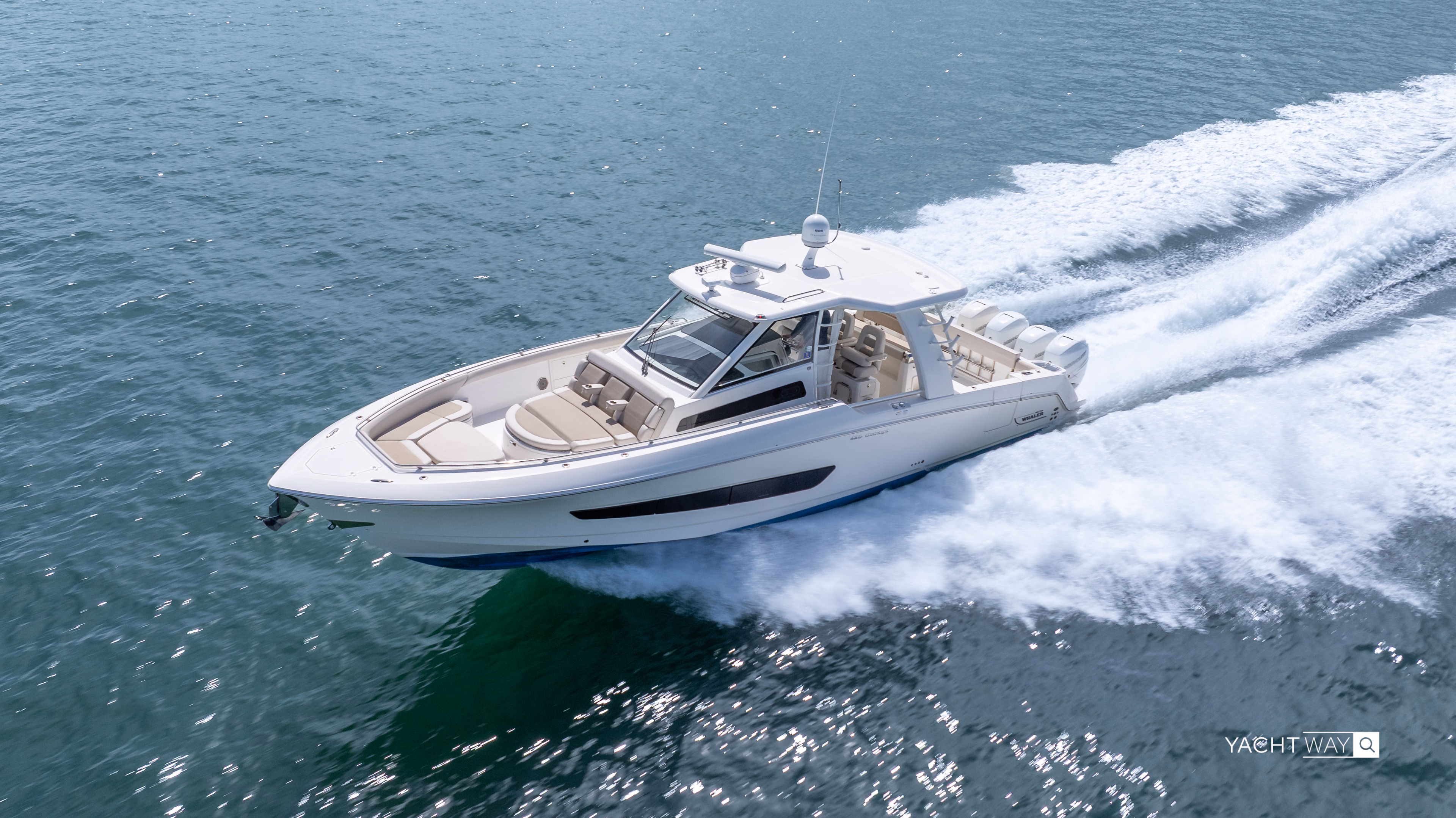 2018 Boston Whaler 420 Outrage 