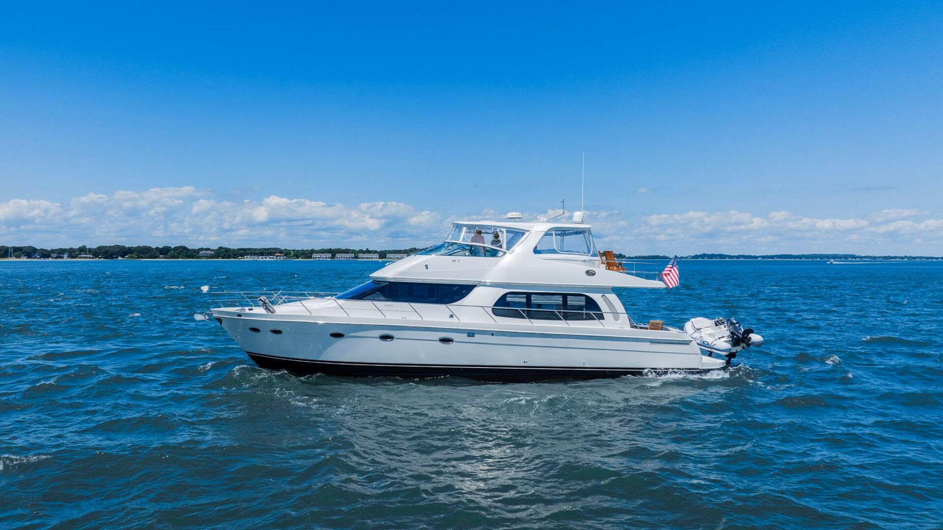 2005 Carver 56 Voyager