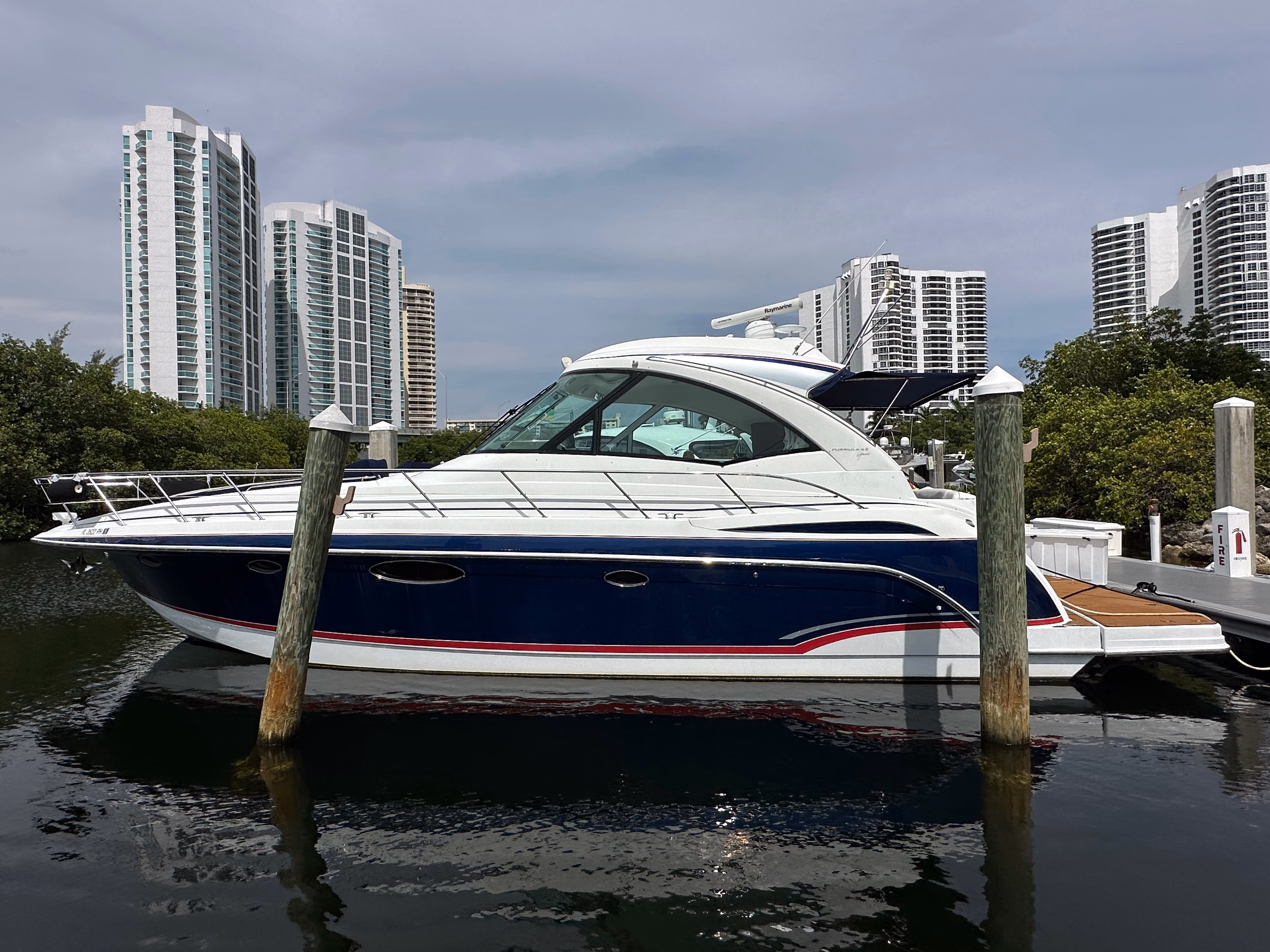 2007 Formula Boats 45 Yacht 