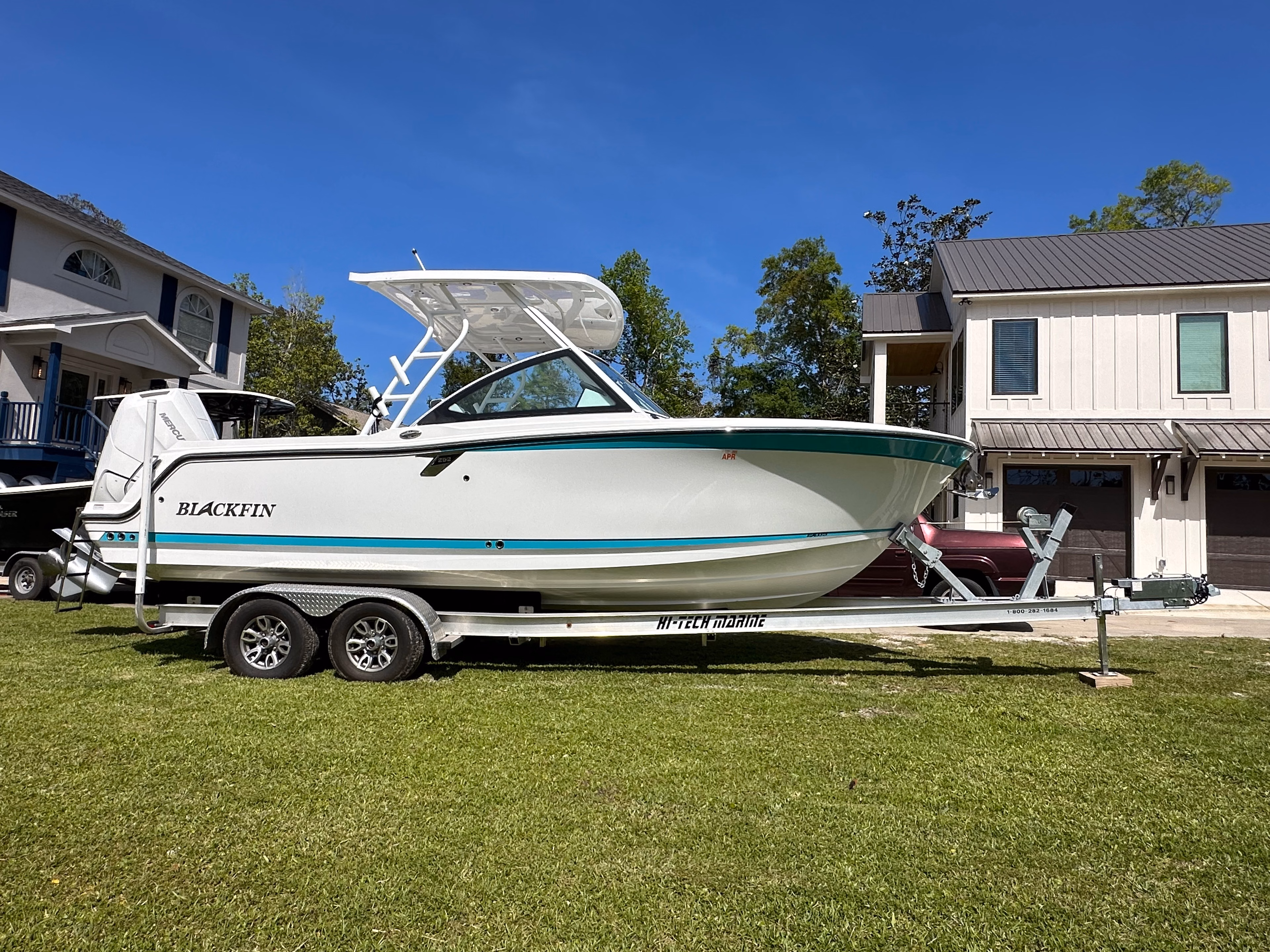 2024 Blackfin Boats 252DC 