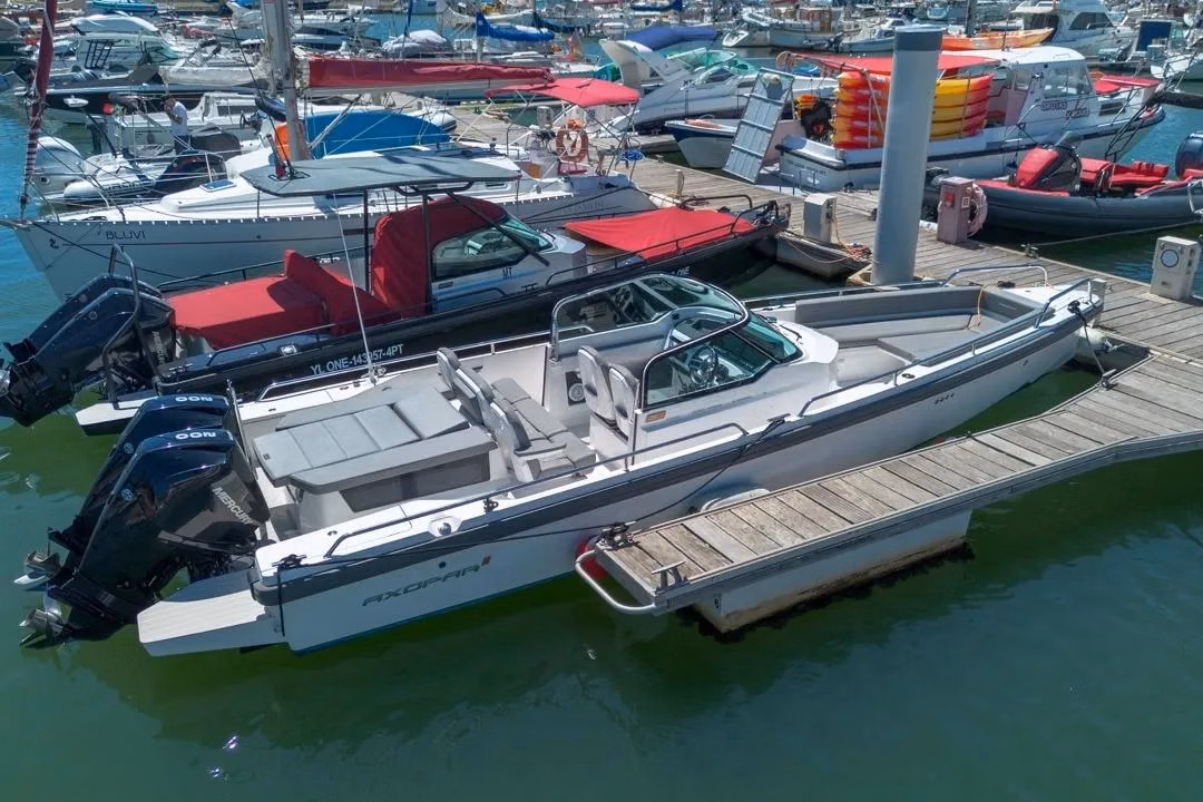 2018 Axopar 28 Open