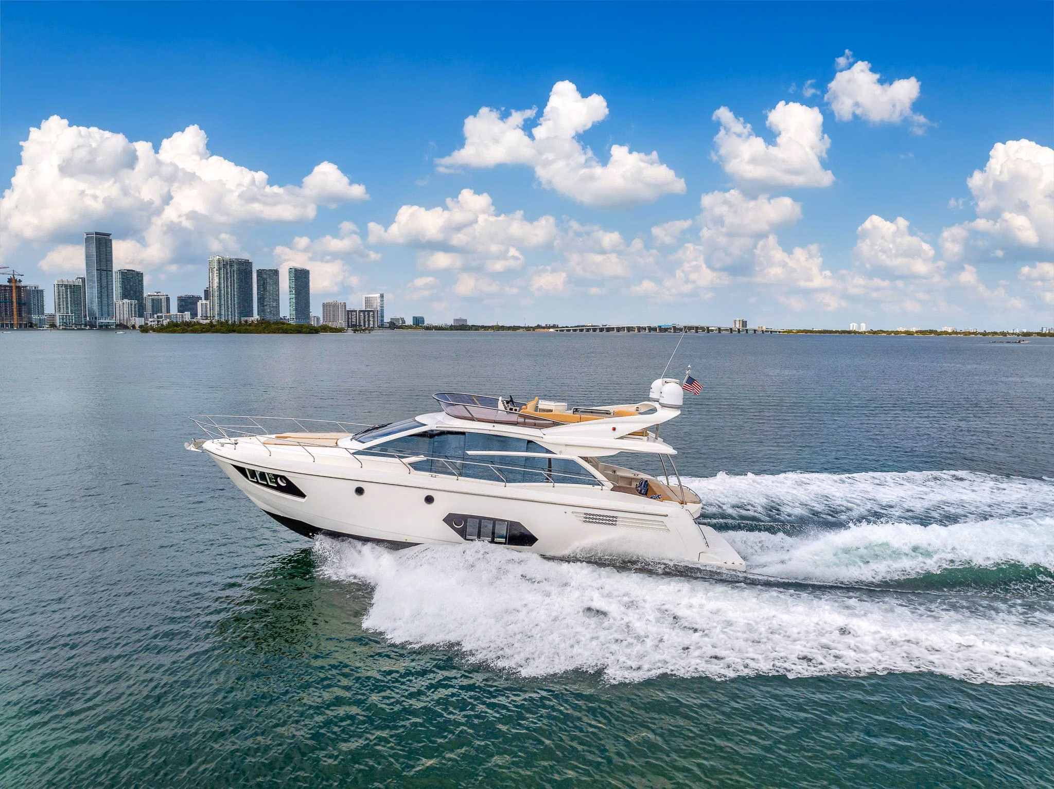 2015 Absolute 56 FLY 
