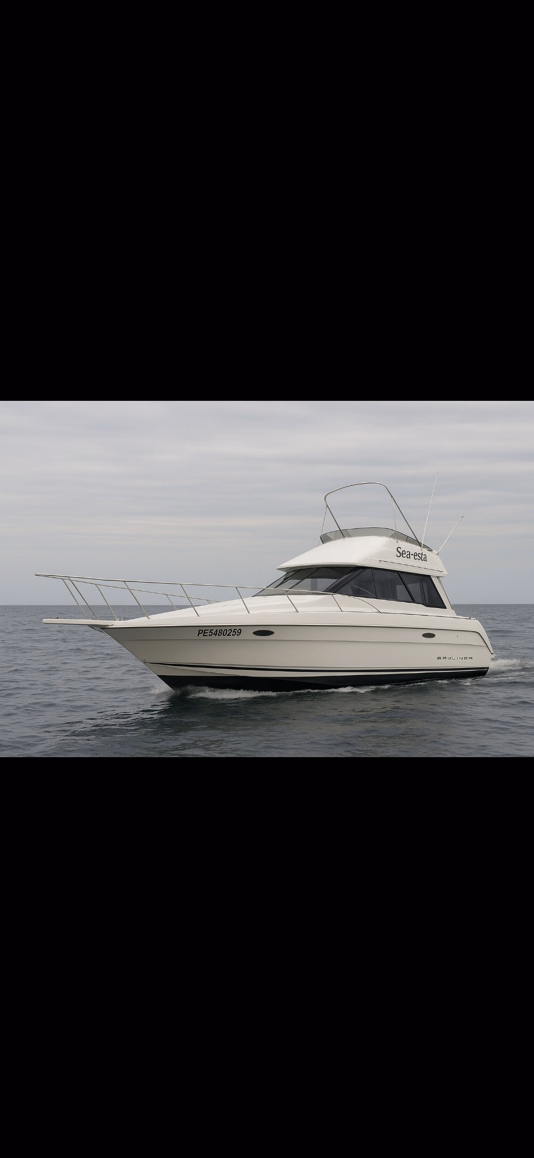 1992 Bayliner 3058