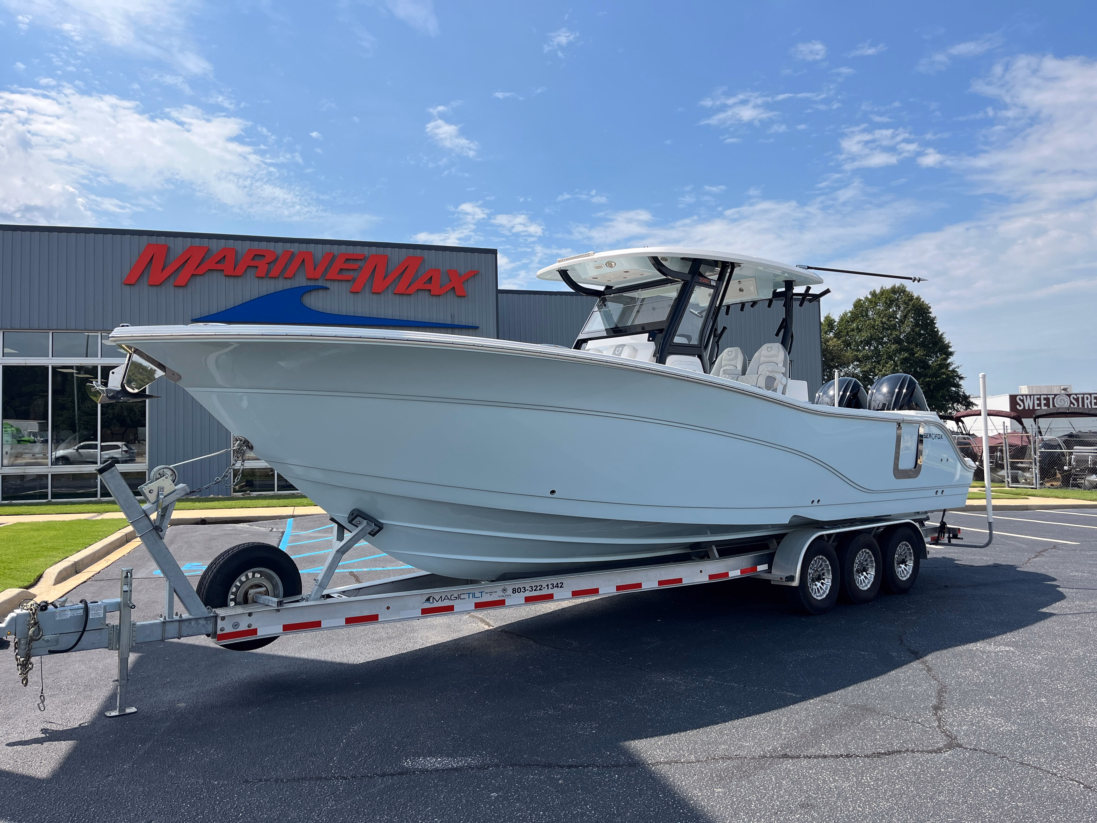 2024 Sea Fox Boats 328 Commander