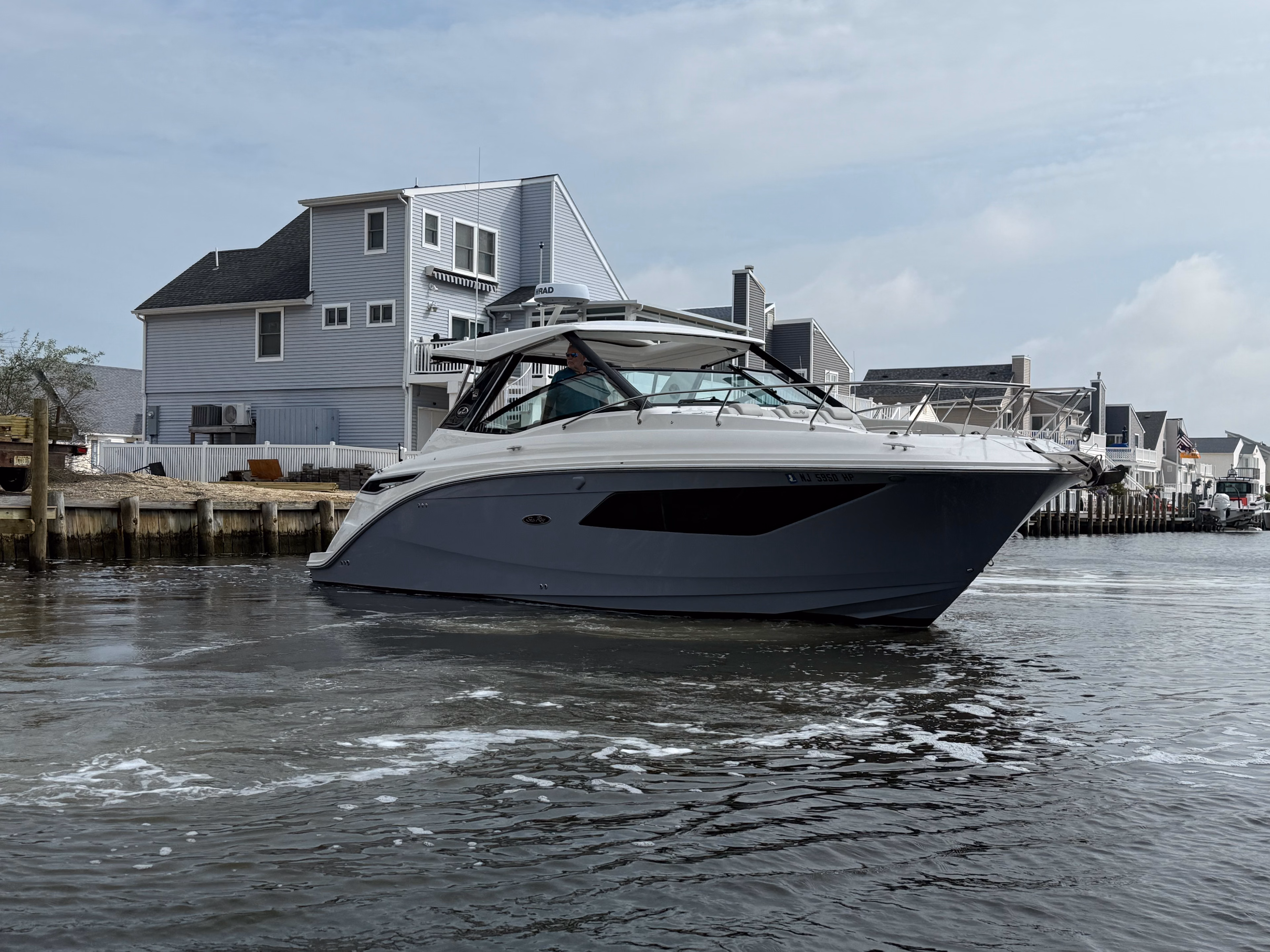 2021 Sea Ray Sundancer 320