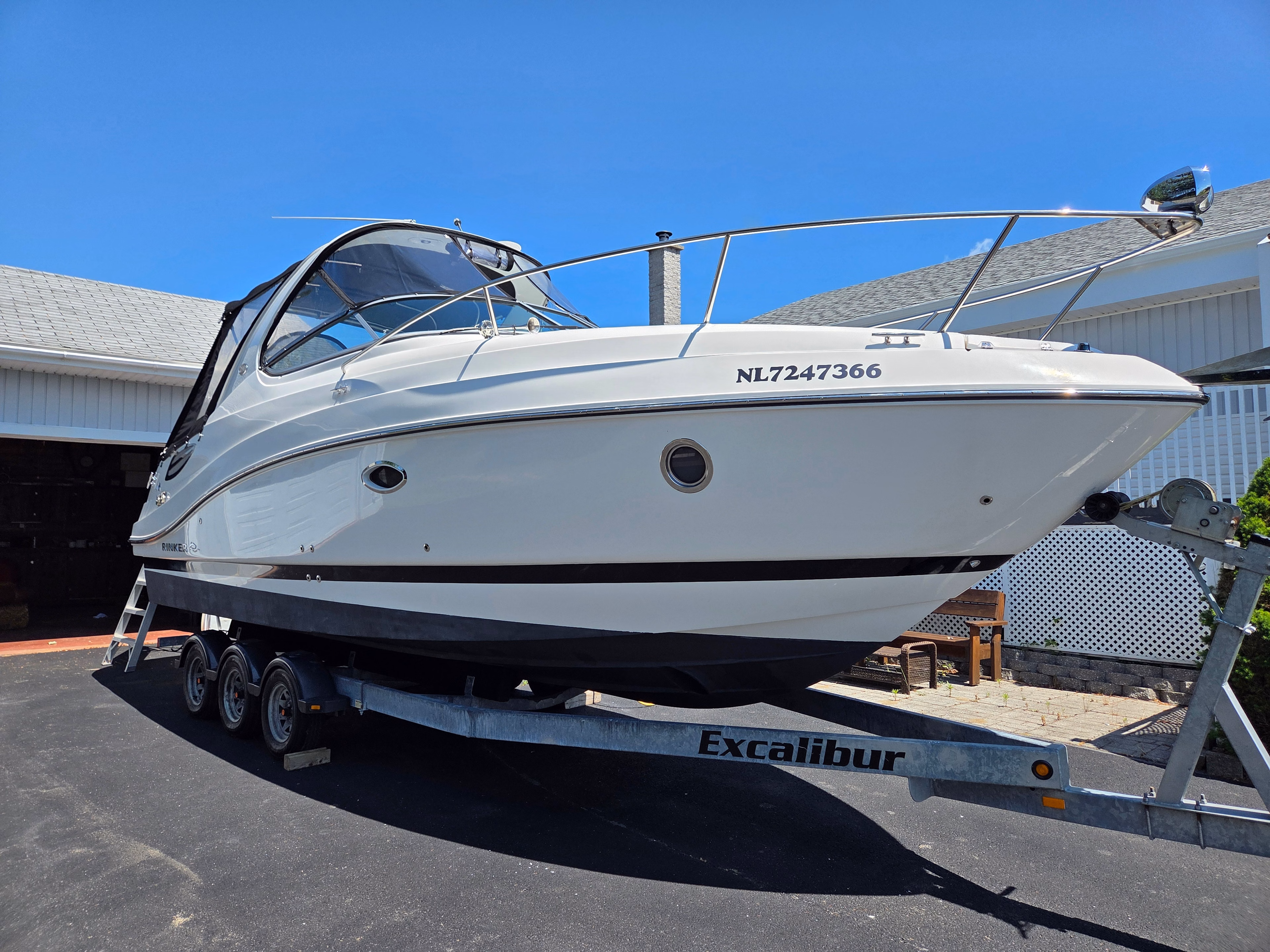 2016 Rinker 290 