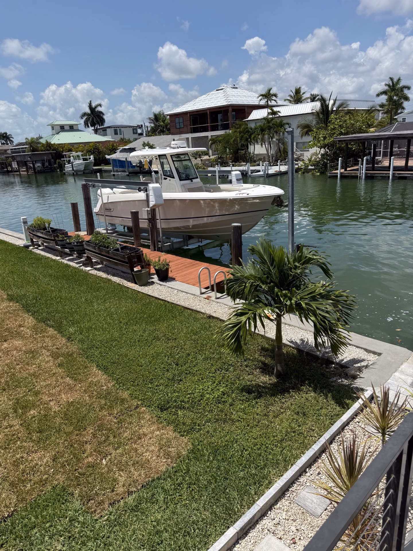 2018 Boston Whaler 280 Outrage 