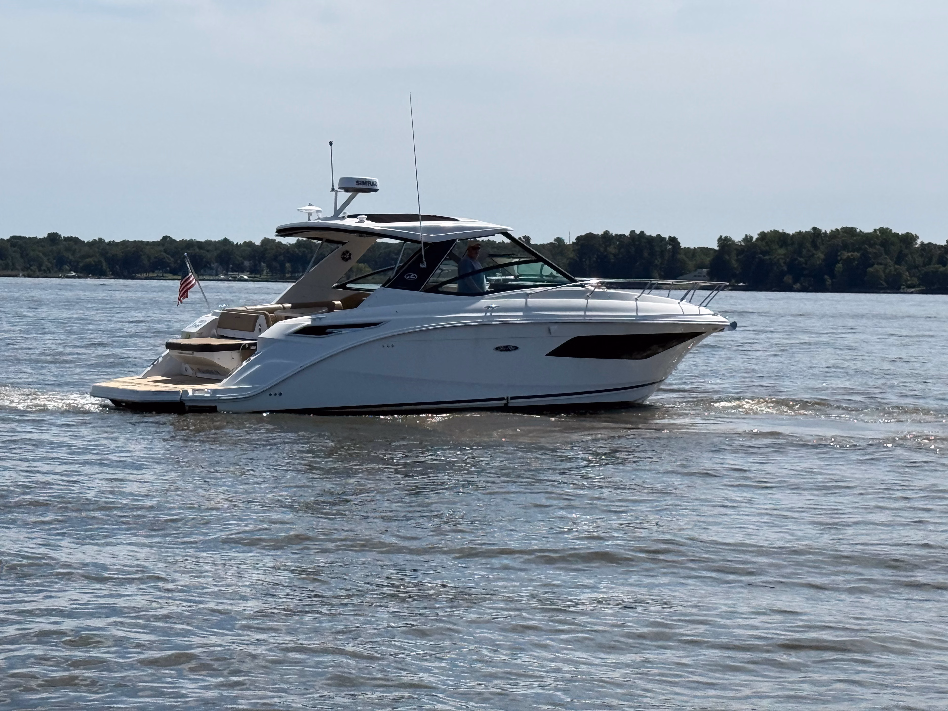 2019 Sea Ray Sundancer 320
