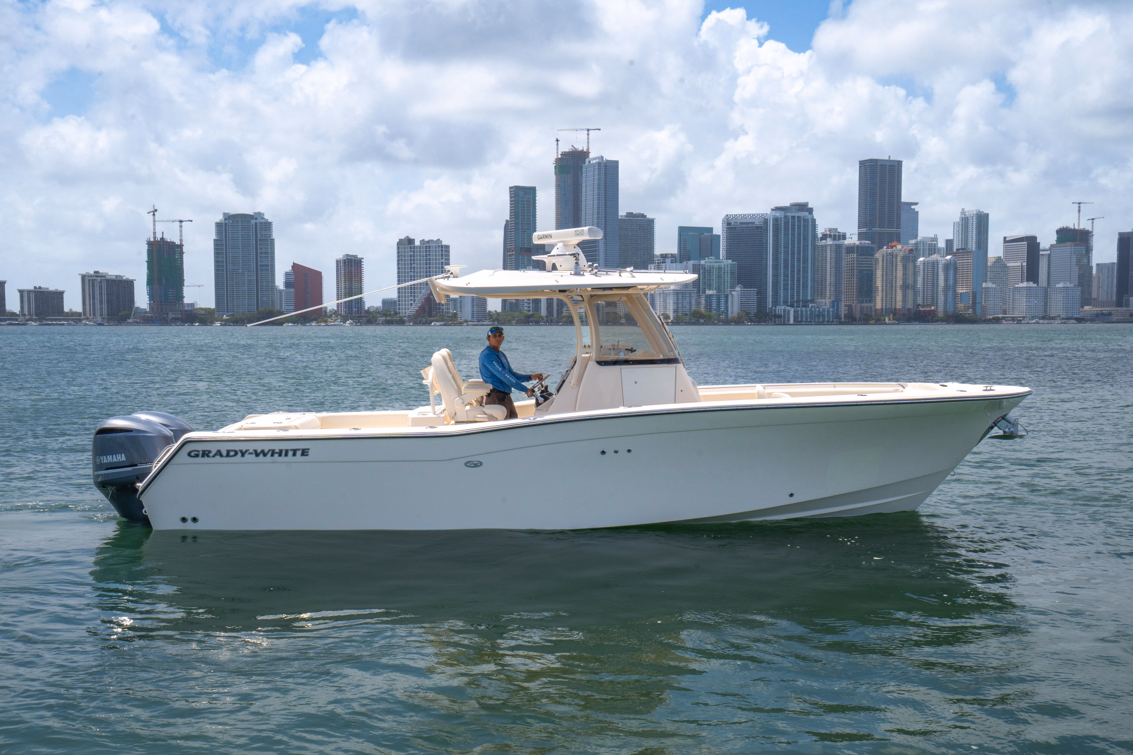 2017 Grady-White Boats Canyon 306