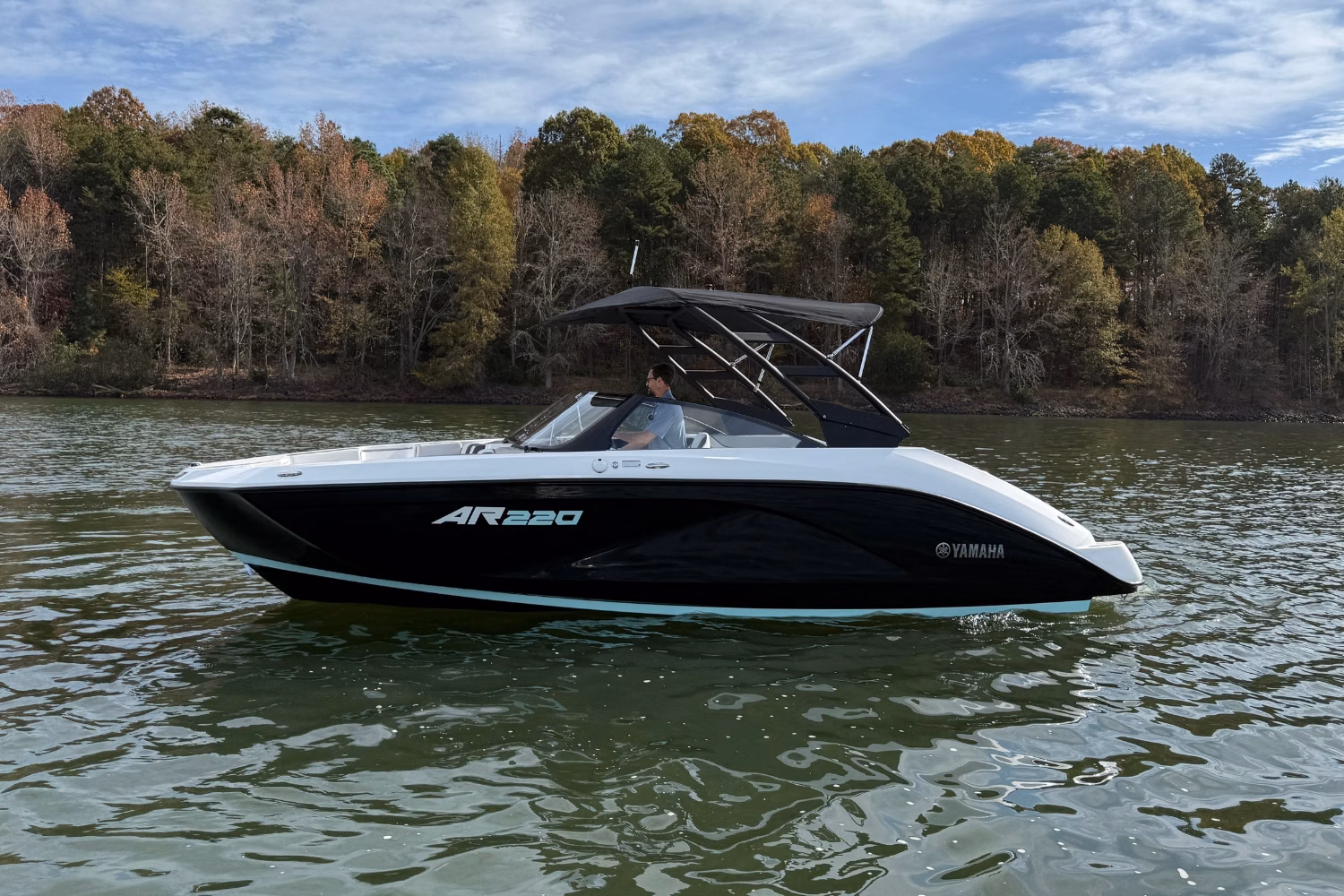 2026 Yamaha AR220 