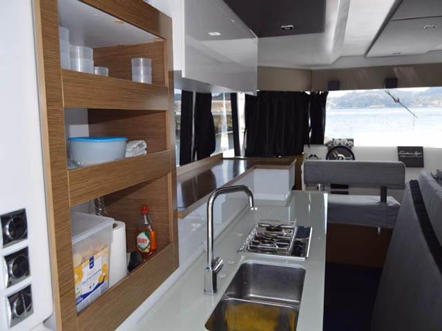 2017 Fountaine Pajot MY 37 