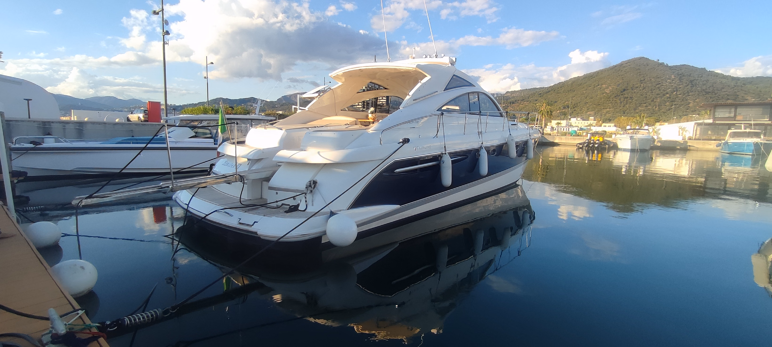 2005 Fairline Targa 52