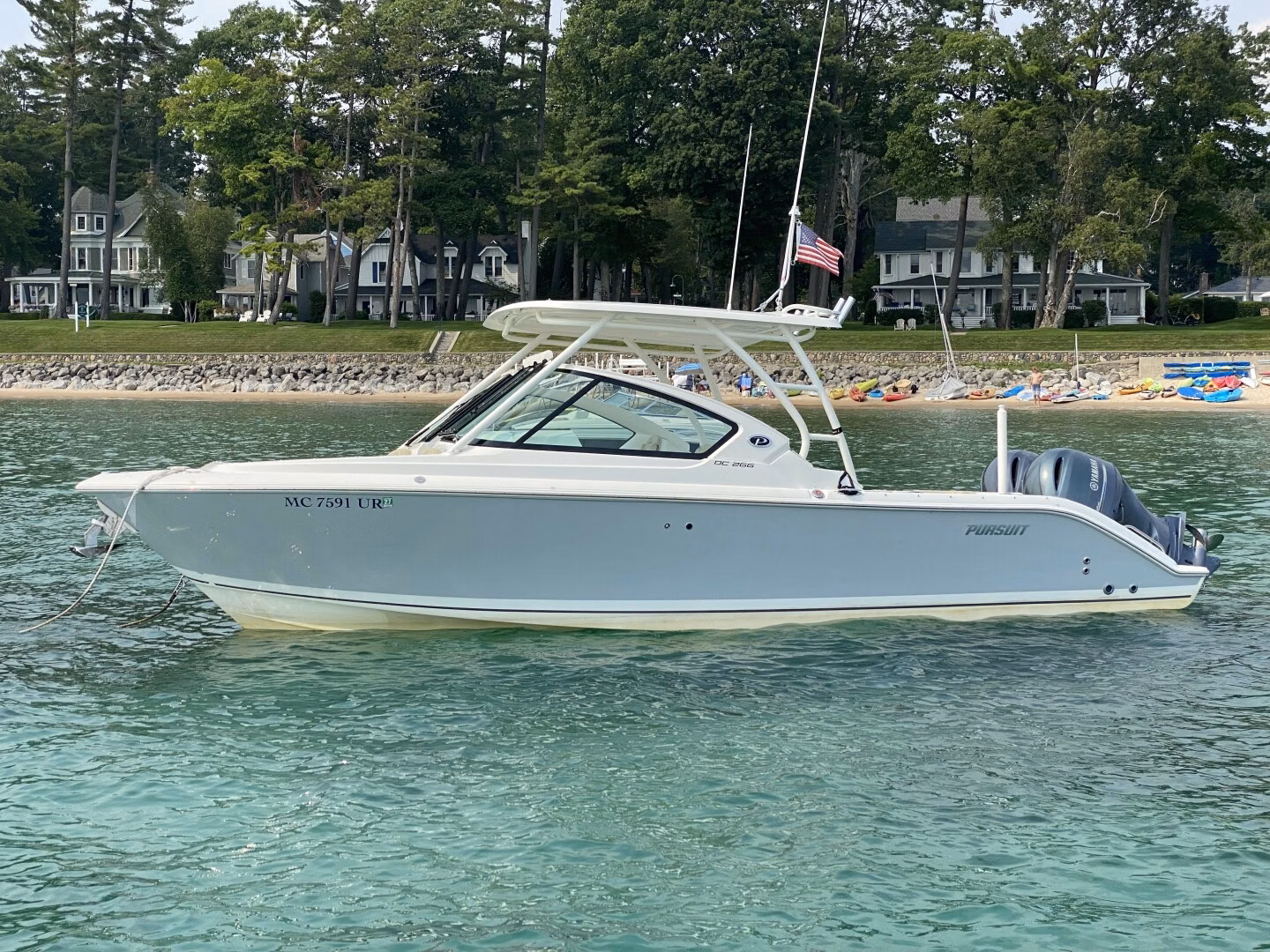 2021 Pursuit DC 266 
