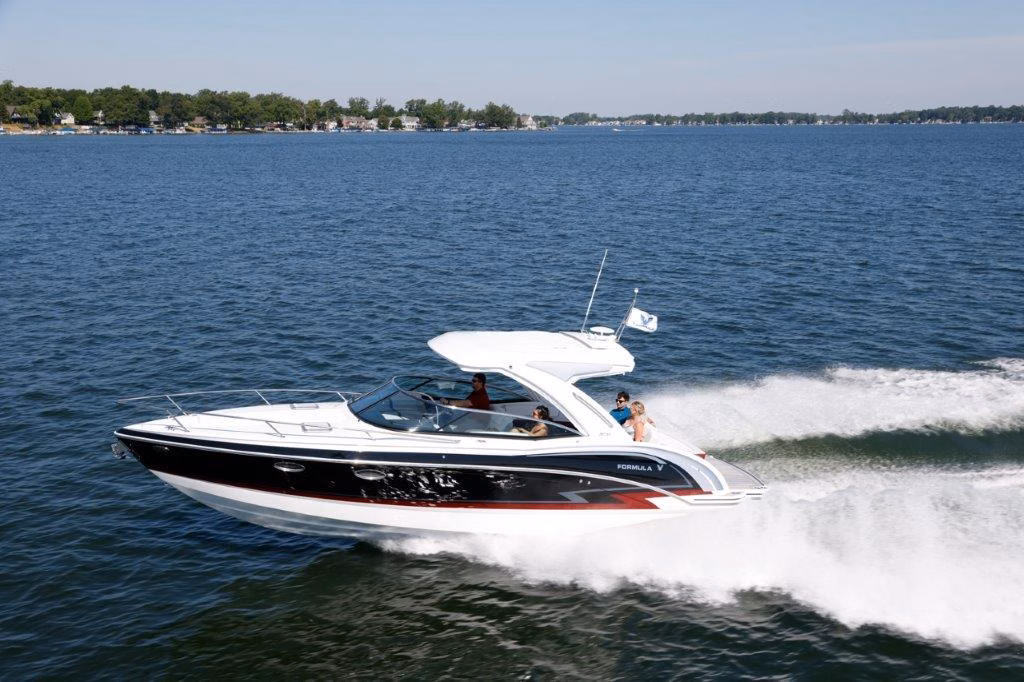 2023 Formula Boats 310 Sun Sport 