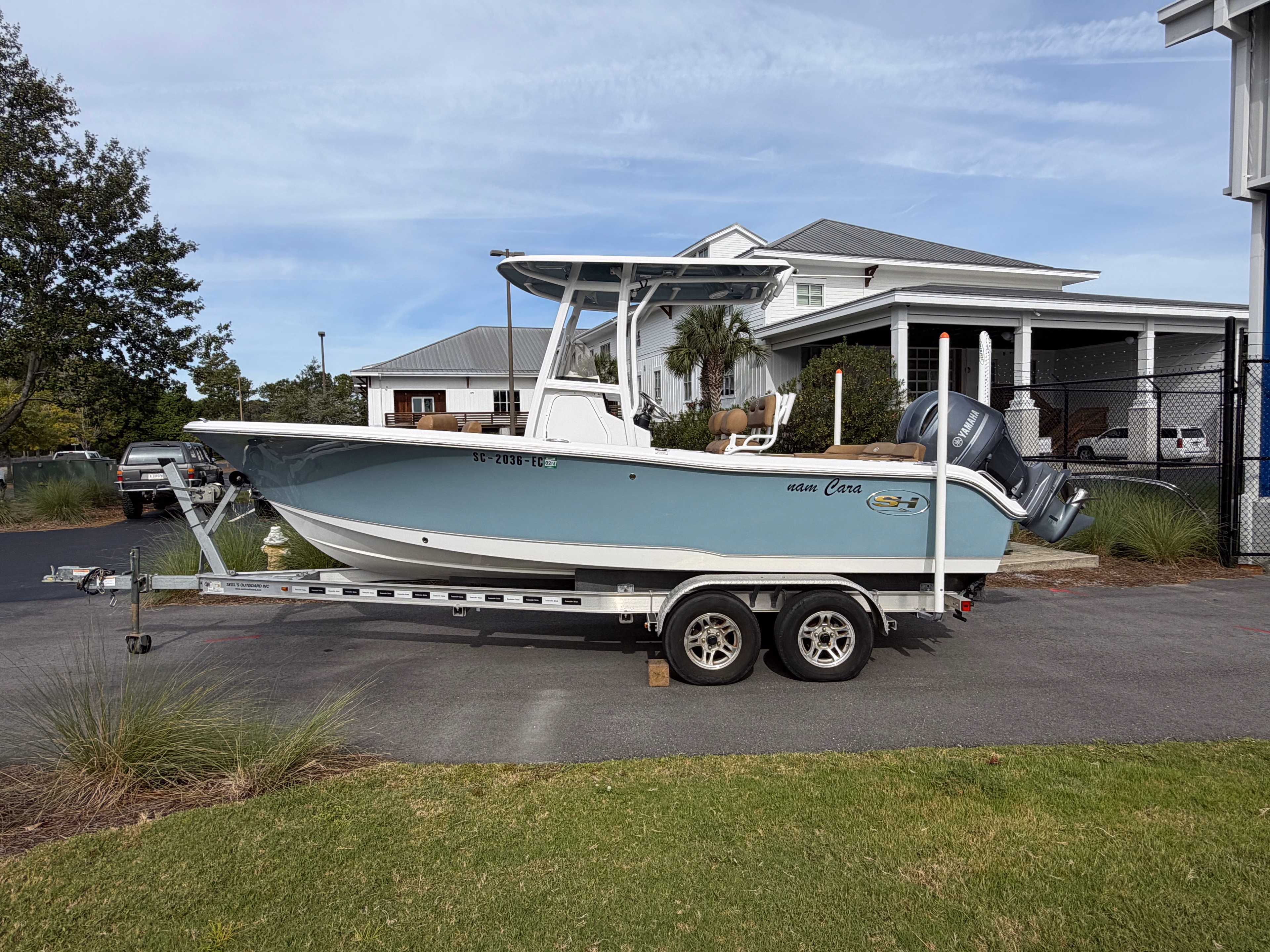 2023 Sea Hunt Ultra 219