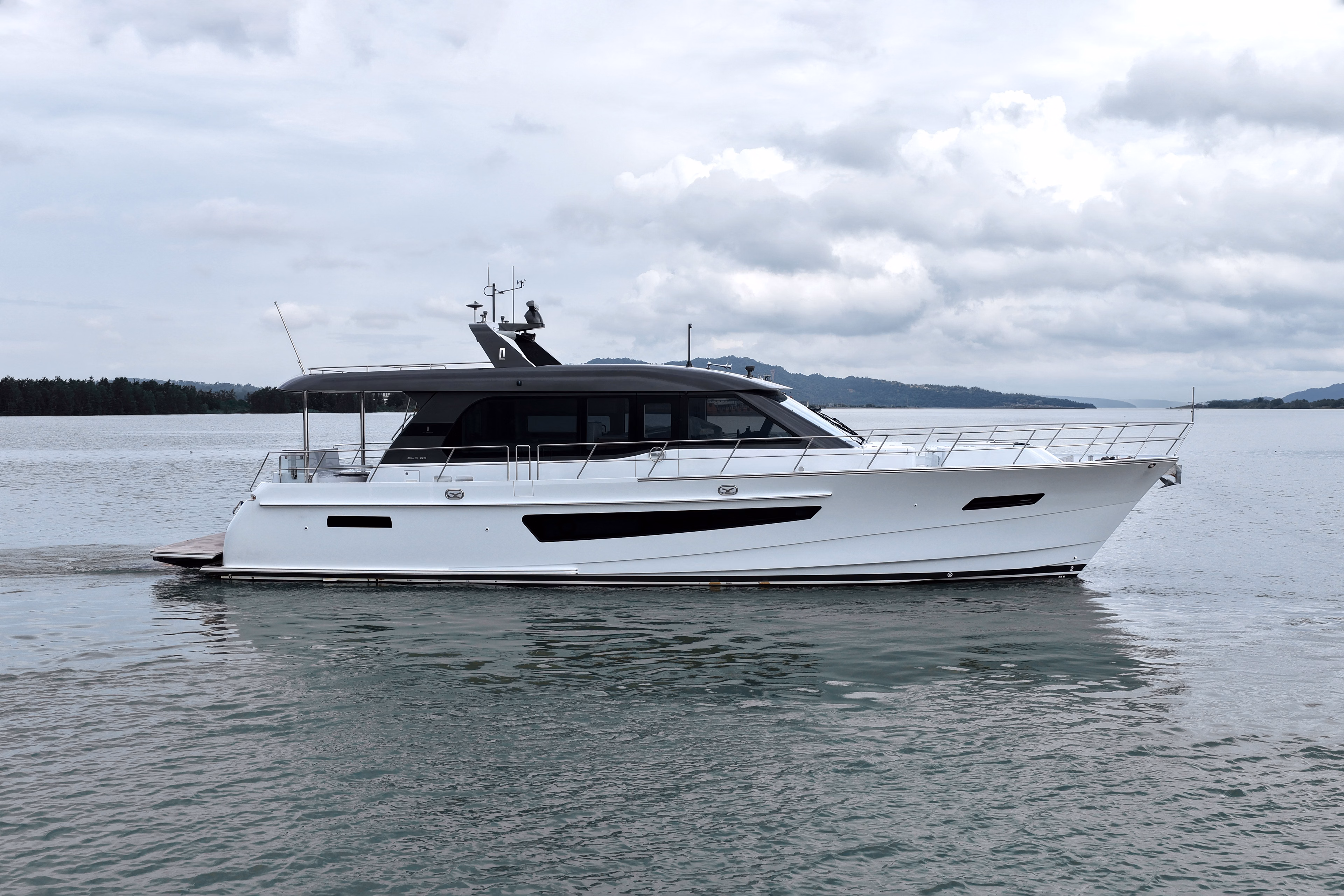 2026 CL Yachts CLB65 SUV 