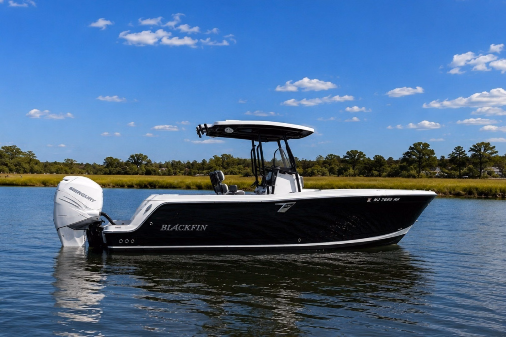 2020 Blackfin Boats 242CC 