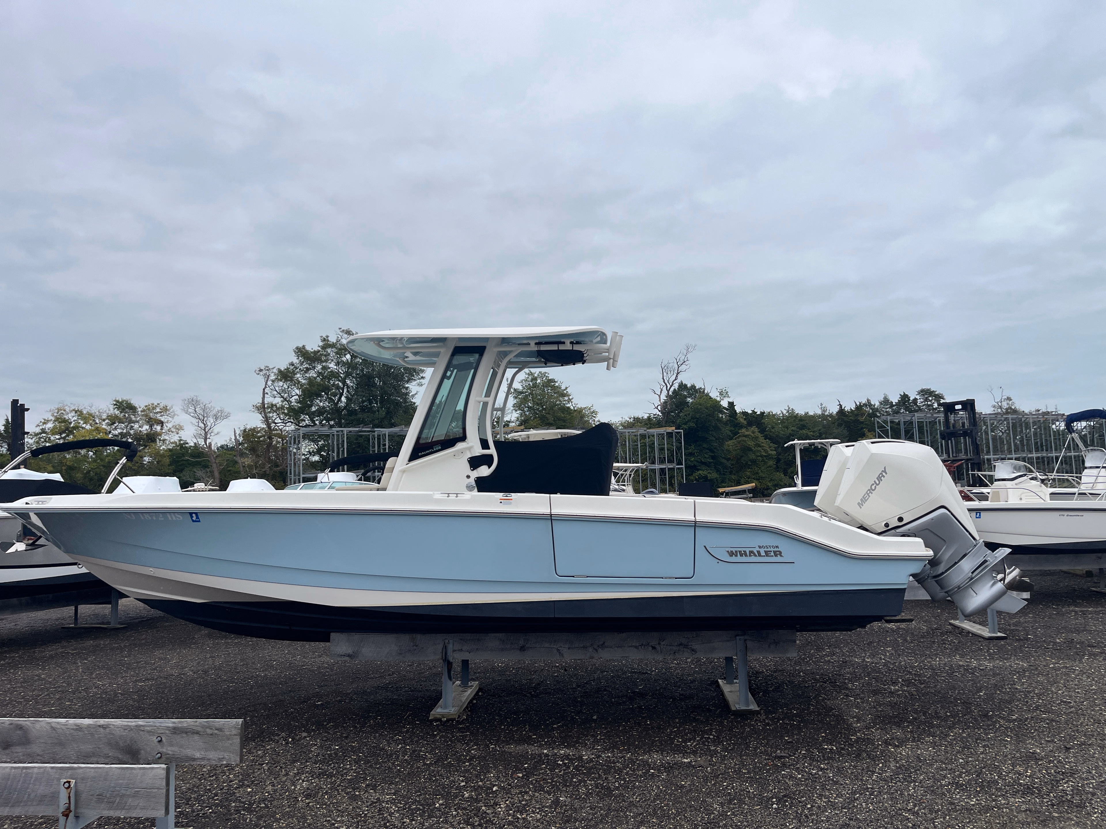 2023 Boston Whaler 280 Dauntless 