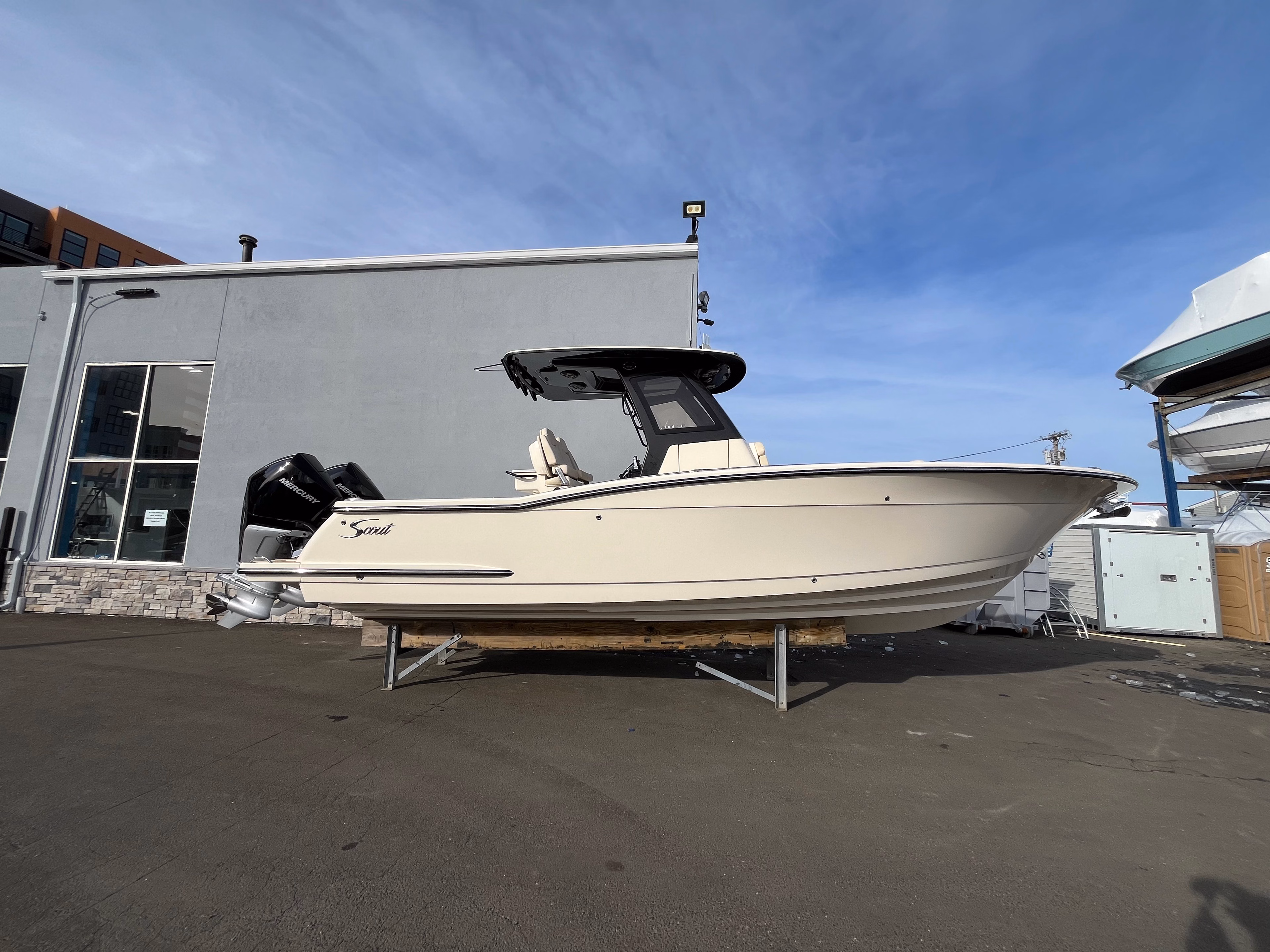2026 Scout Boats 288 LXF 