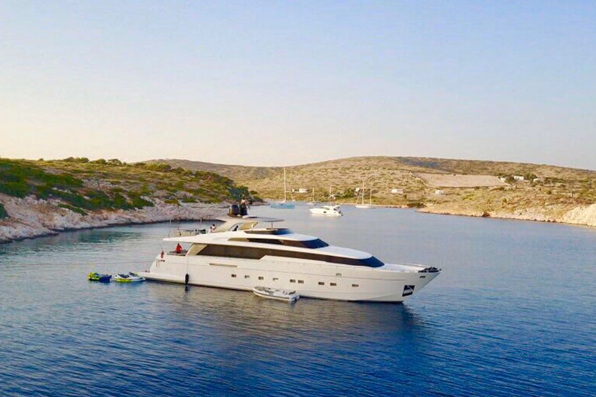 2010 Sanlorenzo SL 104