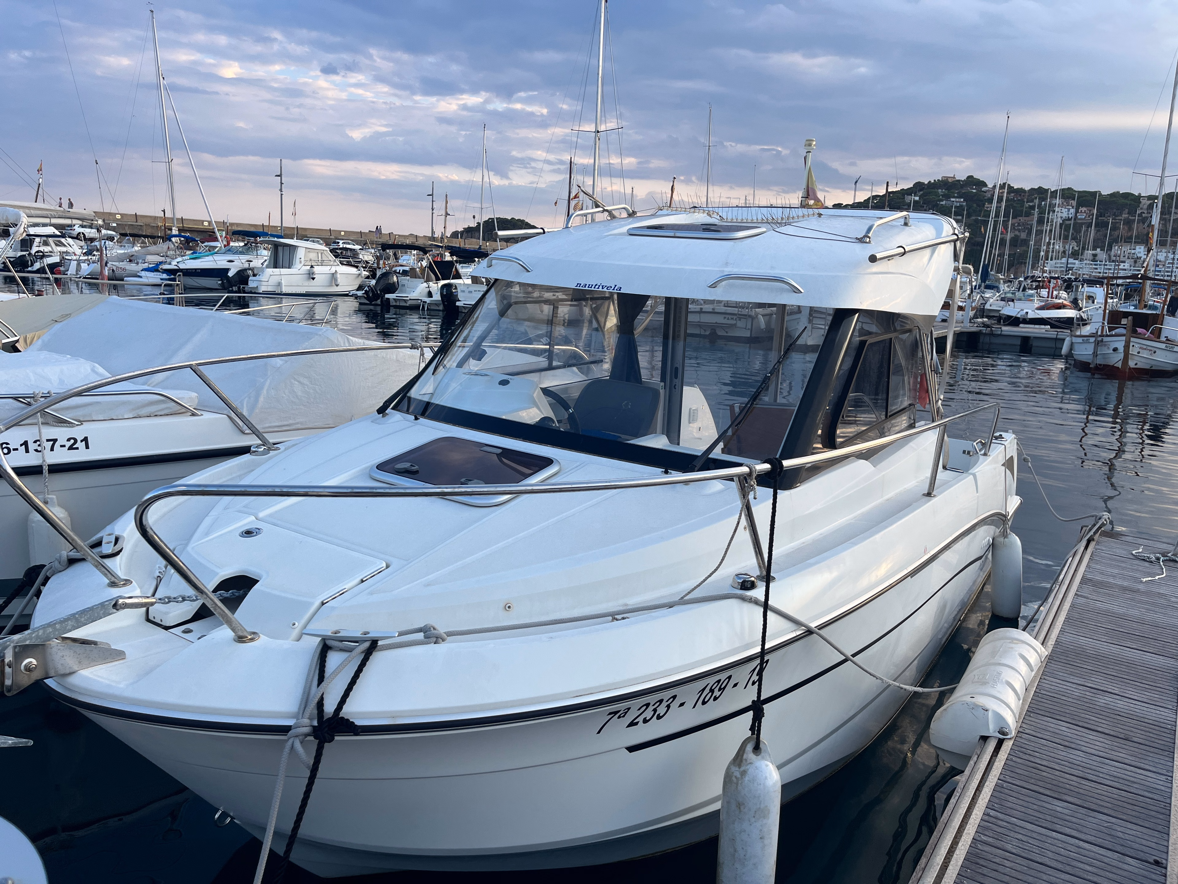 2019 Beneteau Antares 6 
