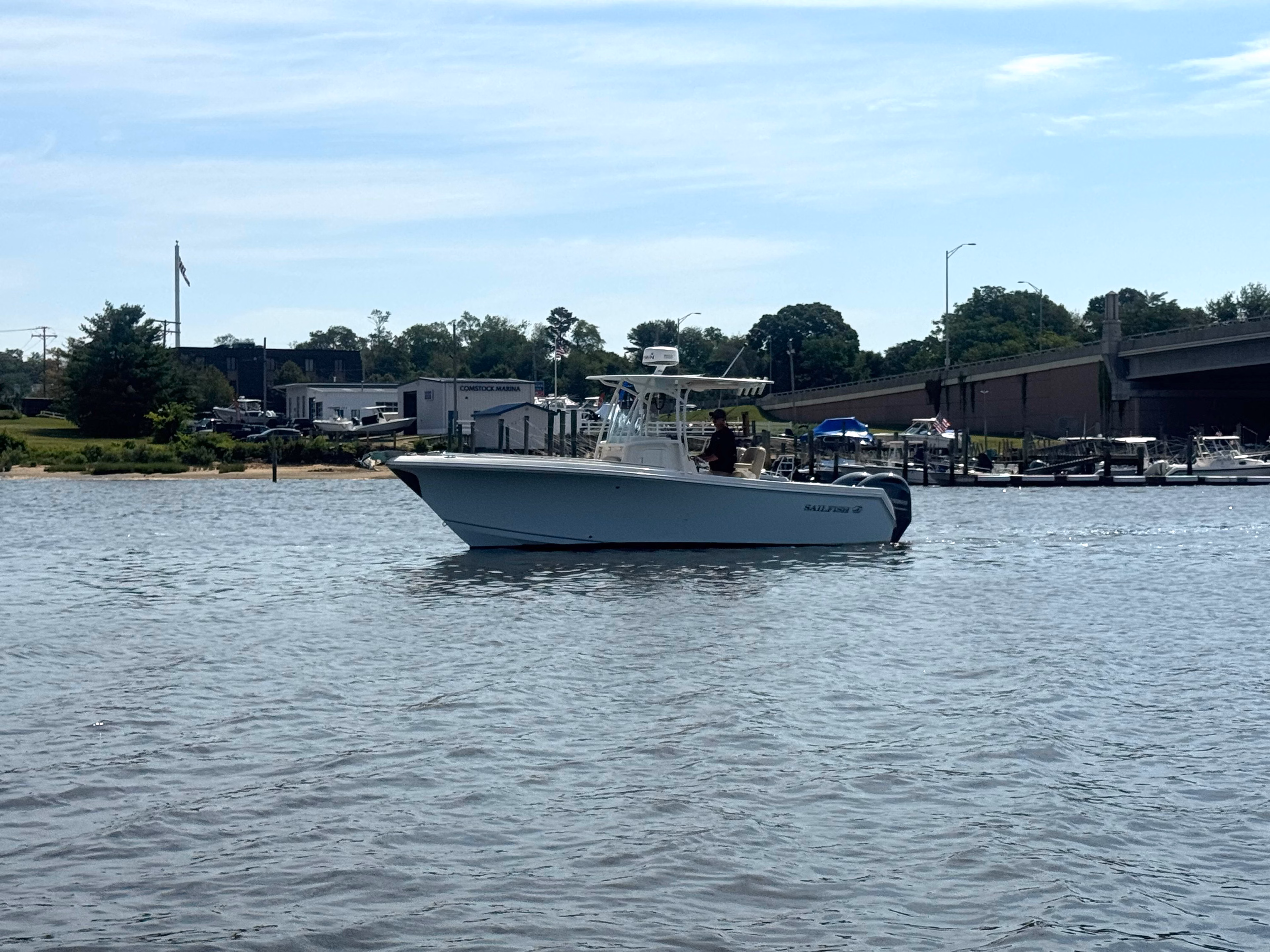 2021 Sailfish 242 CC 