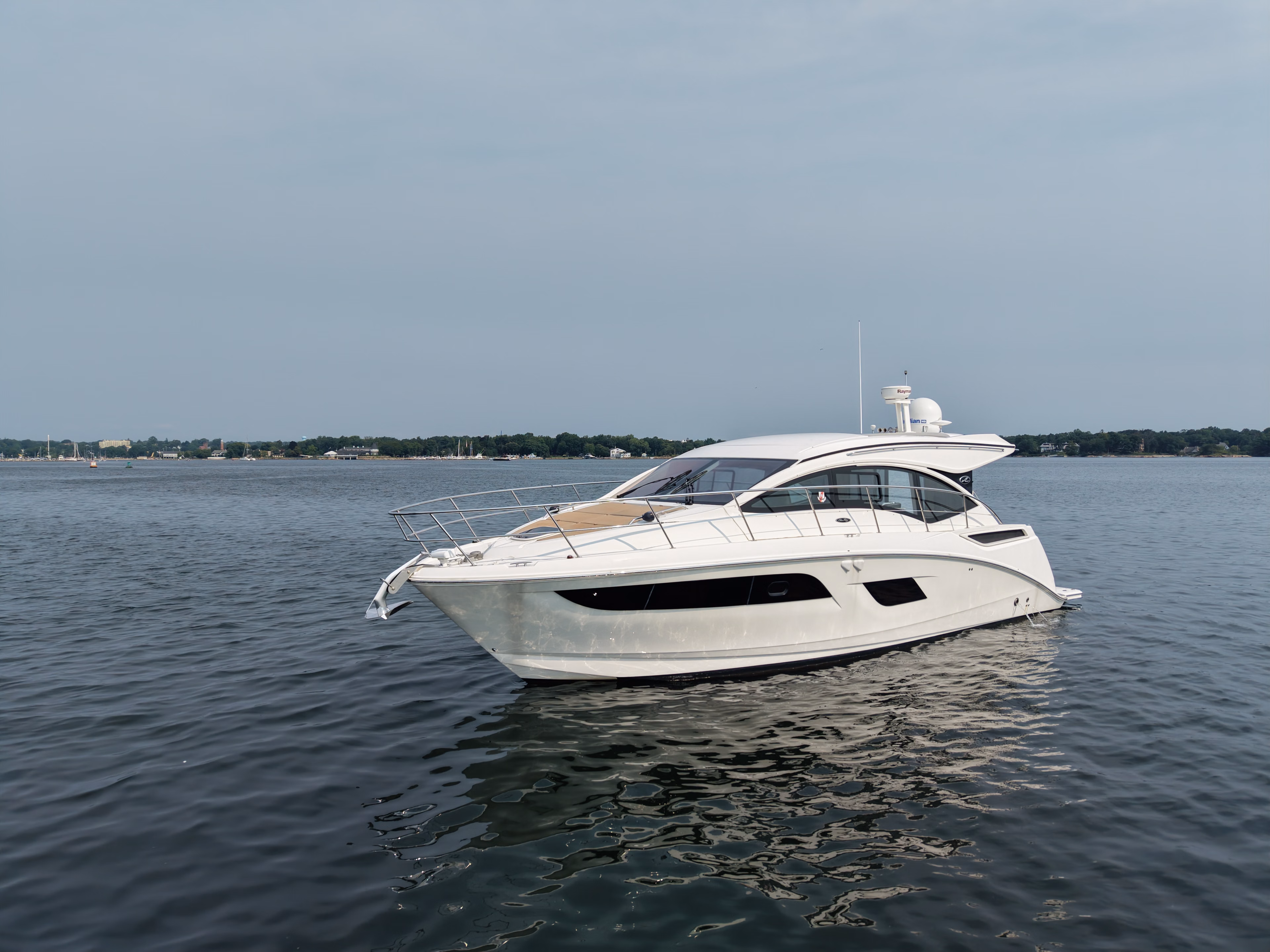 2017 Sea Ray 410 Sundancer
