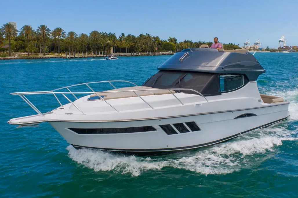 2019 Silverton 410 Sport Bridge
