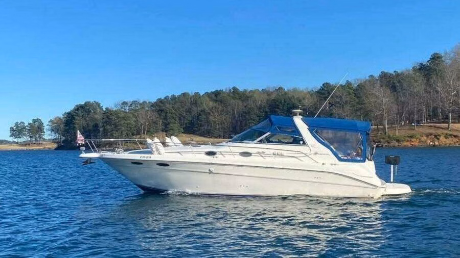 1996 Sea Ray 330 Express Cruiser 