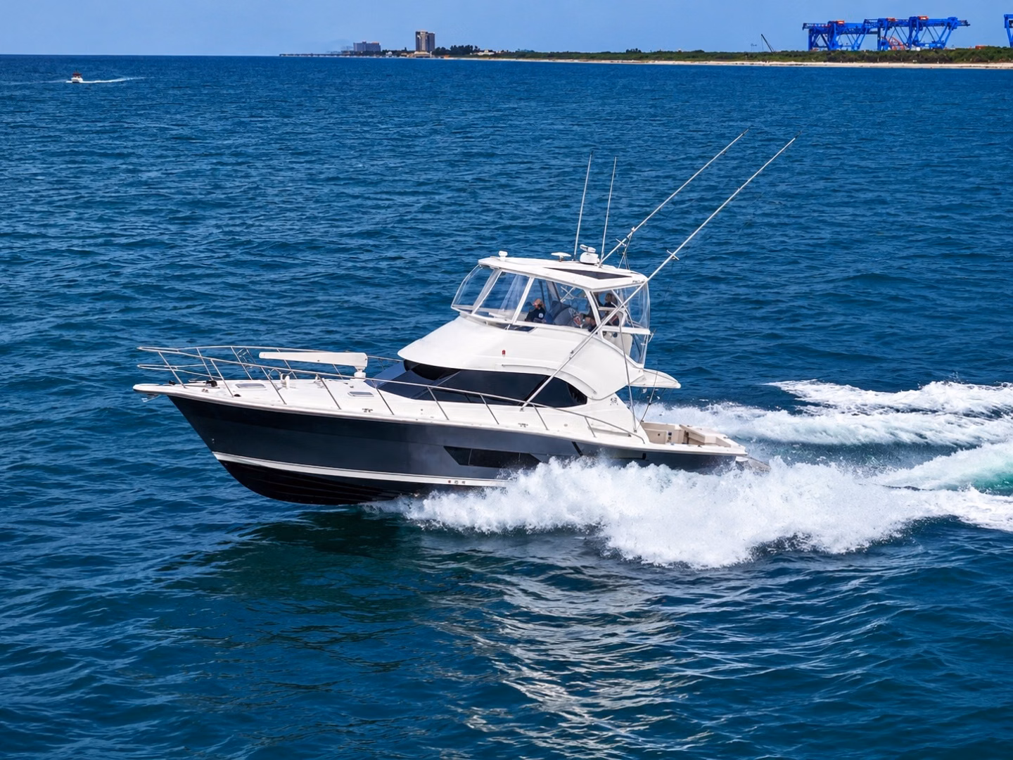 2011 Riviera 43 Open Flybridge 