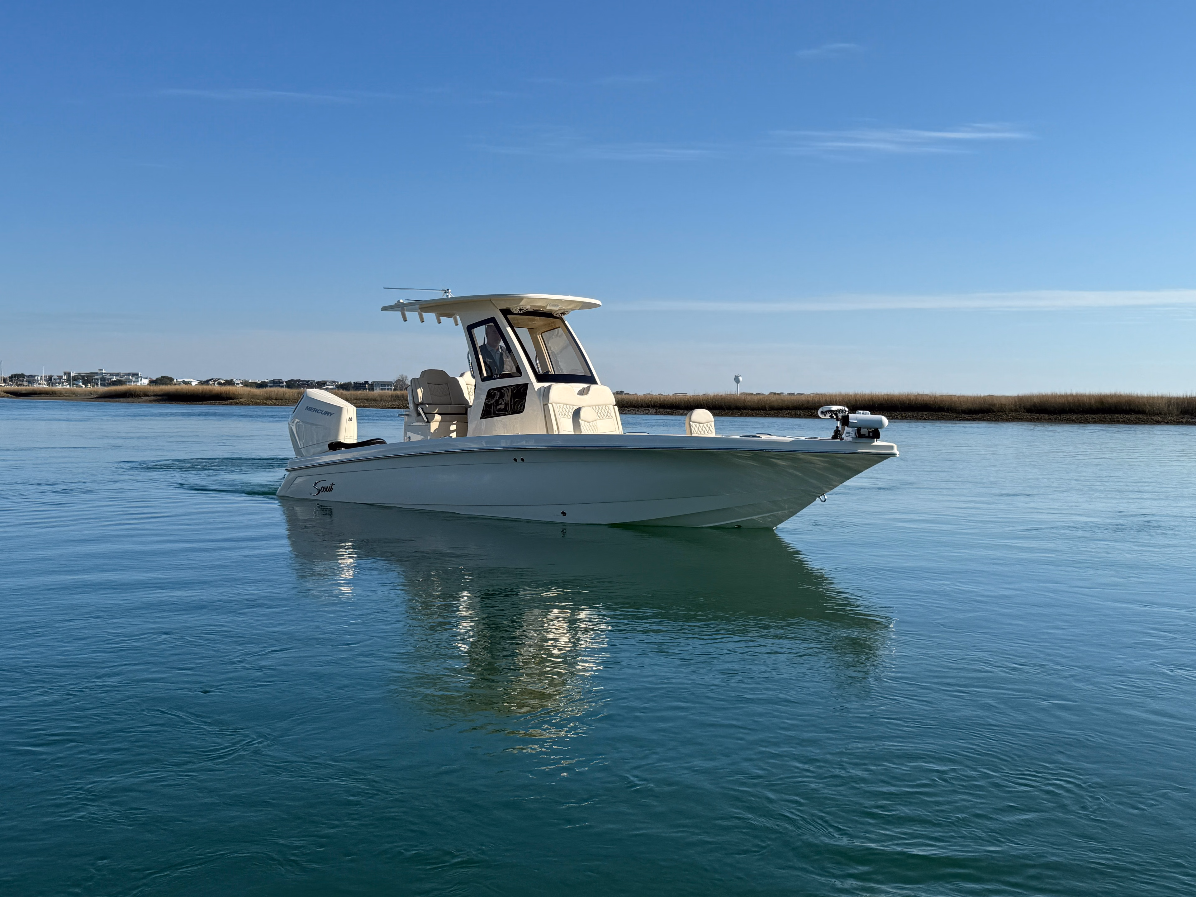 2025 Scout Boats 261 XSS