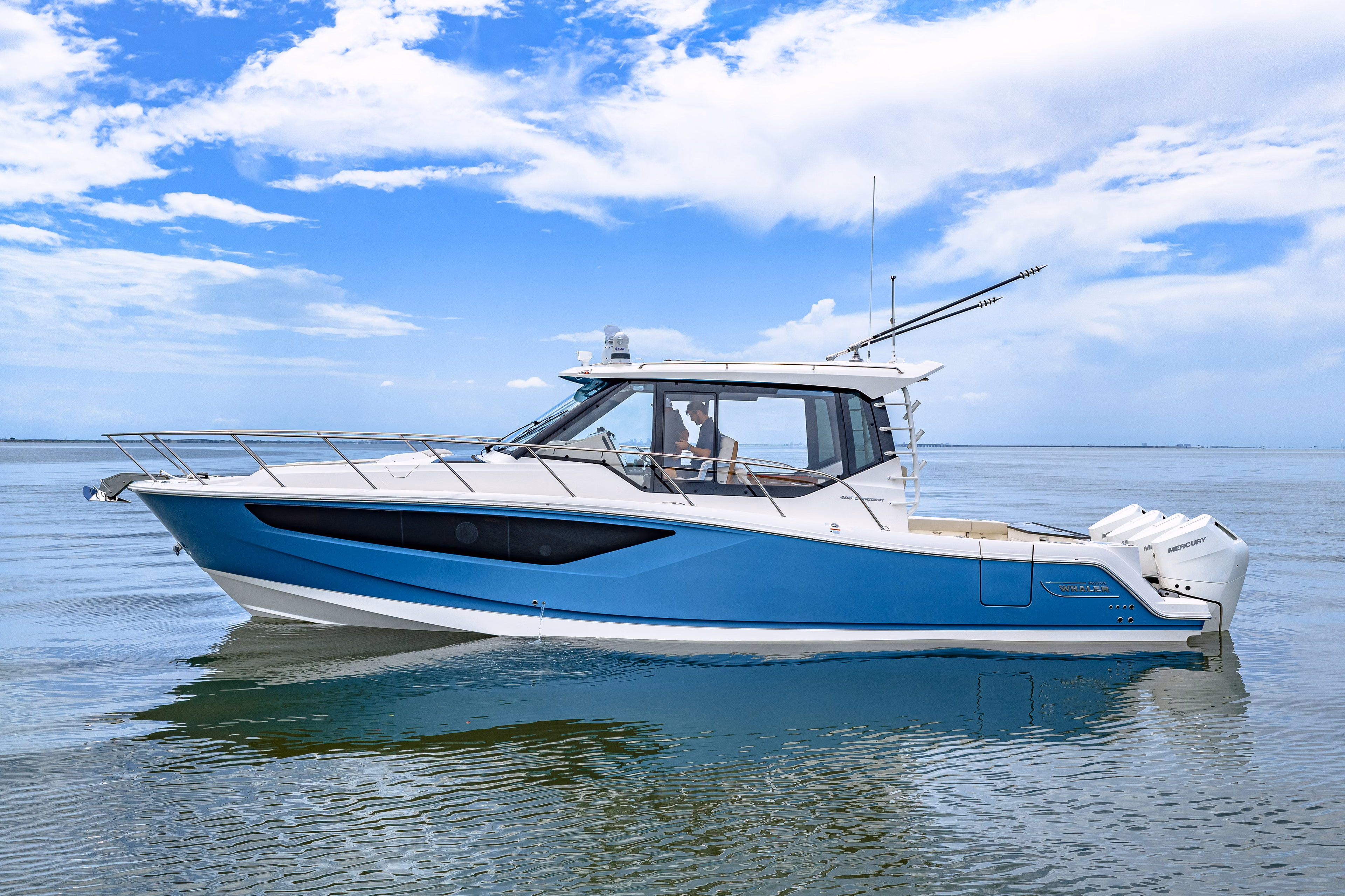 2026 Boston Whaler 405 Conquest
