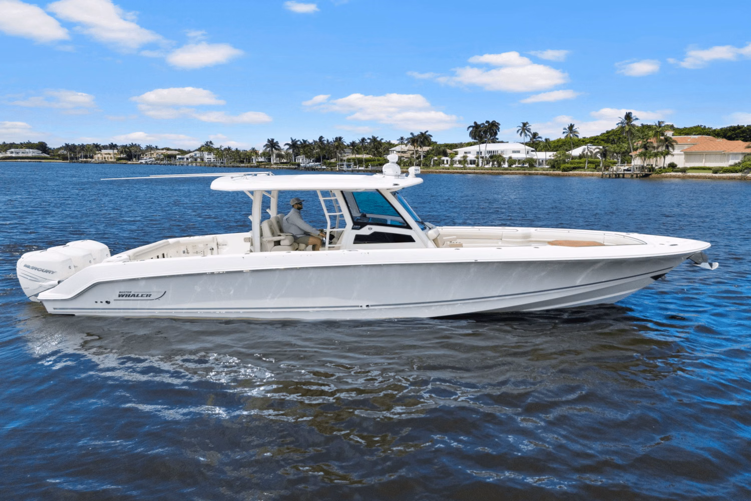 2018 Boston Whaler 380 Outrage