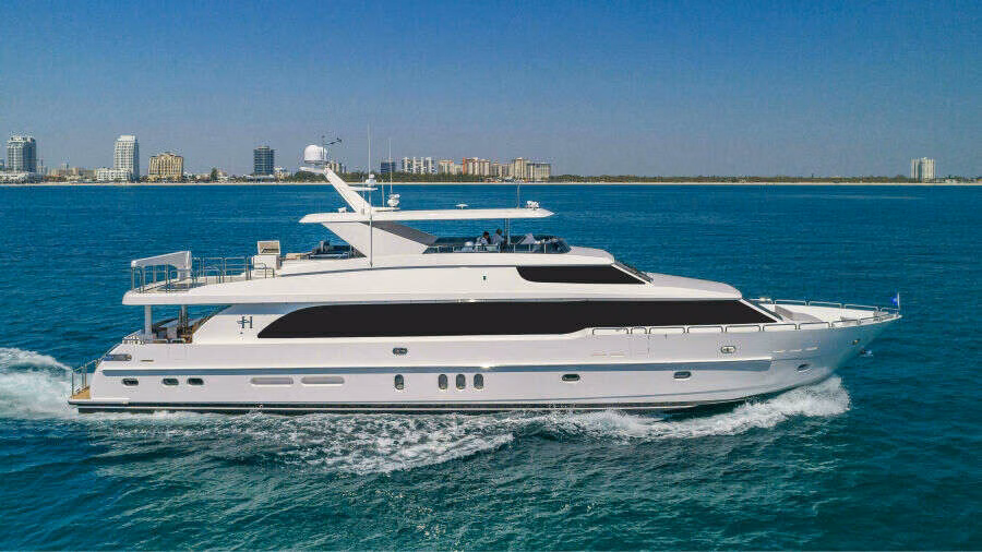 2018 Hargrave 100' Raised Pilothouse