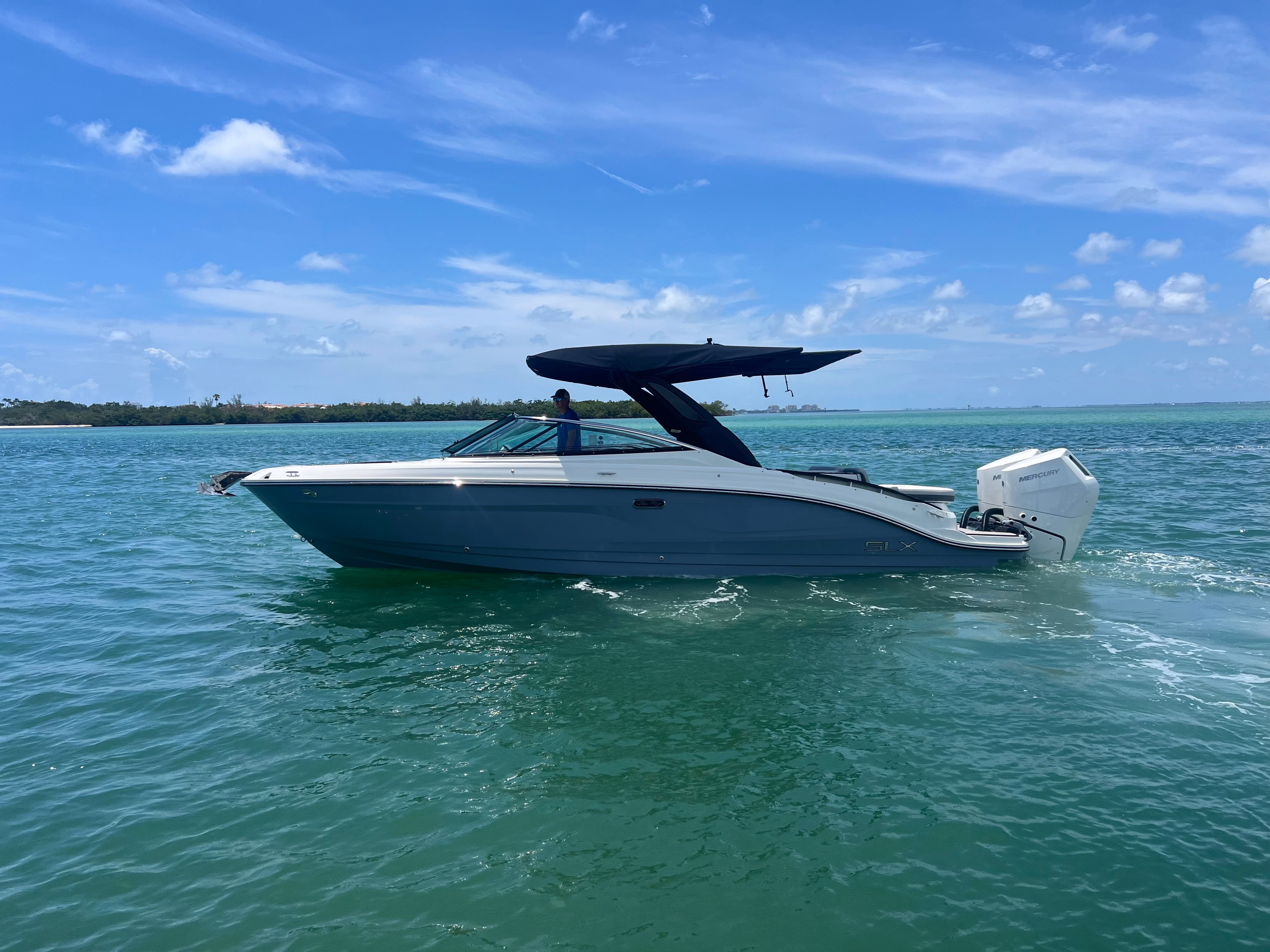 2026 Sea Ray SLX 280 Outboard 