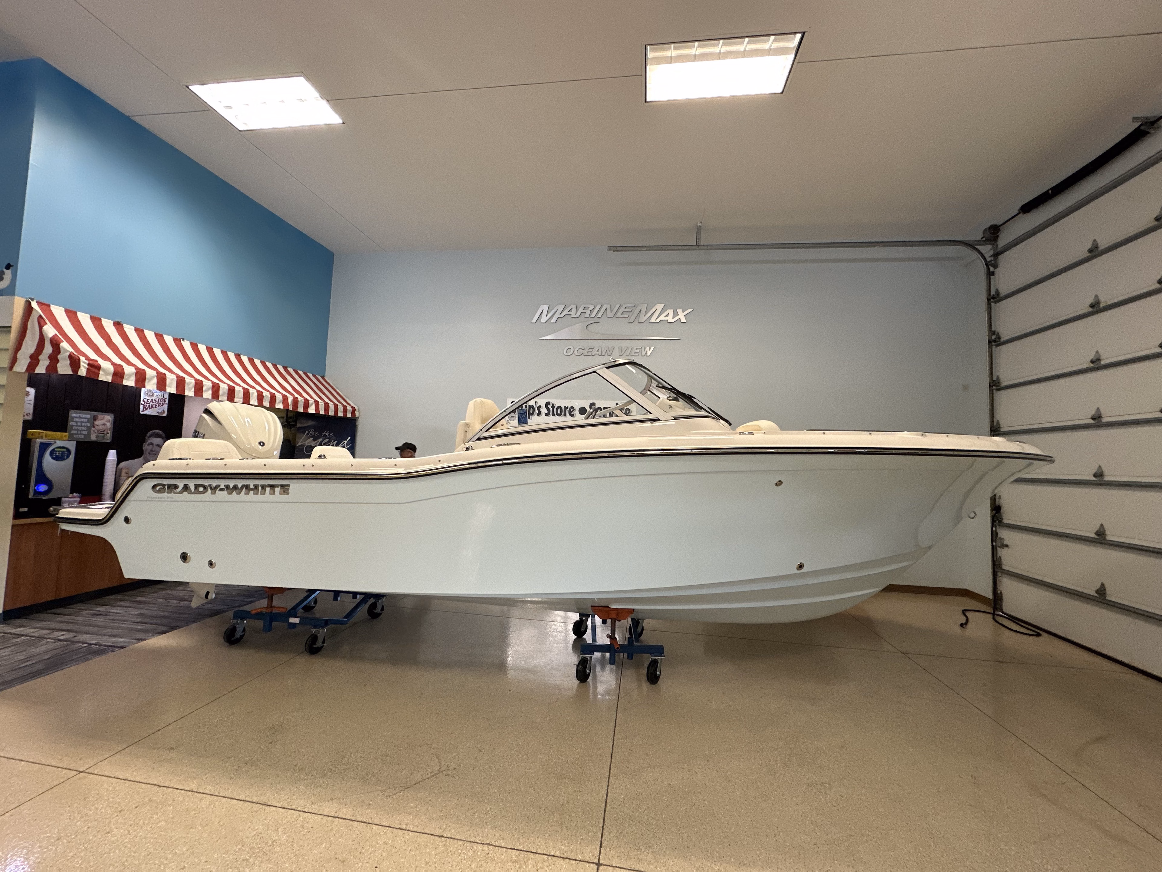 2027 Grady-White Boats Freedom 215