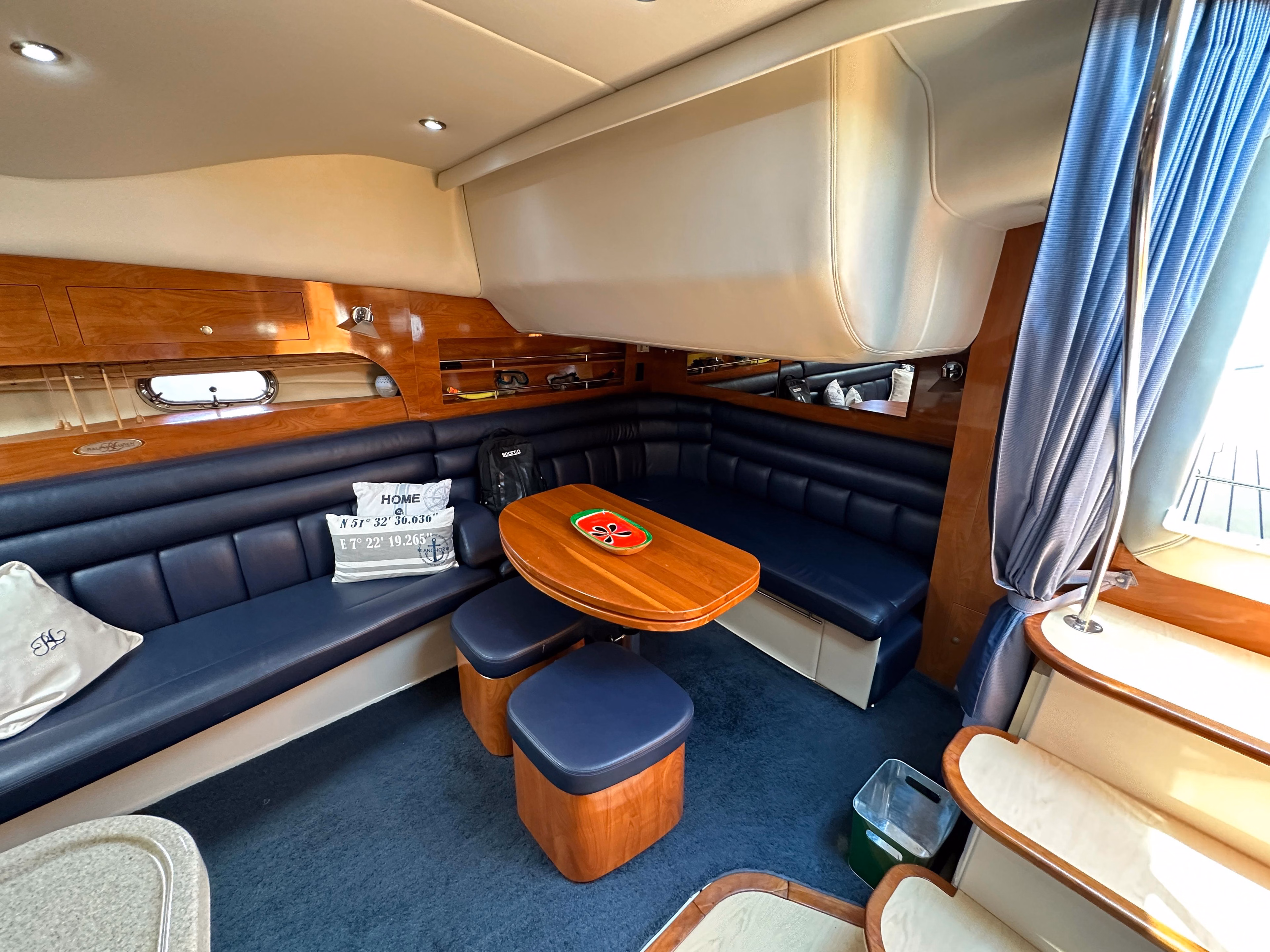 2008 Four Winns 378 Vista 