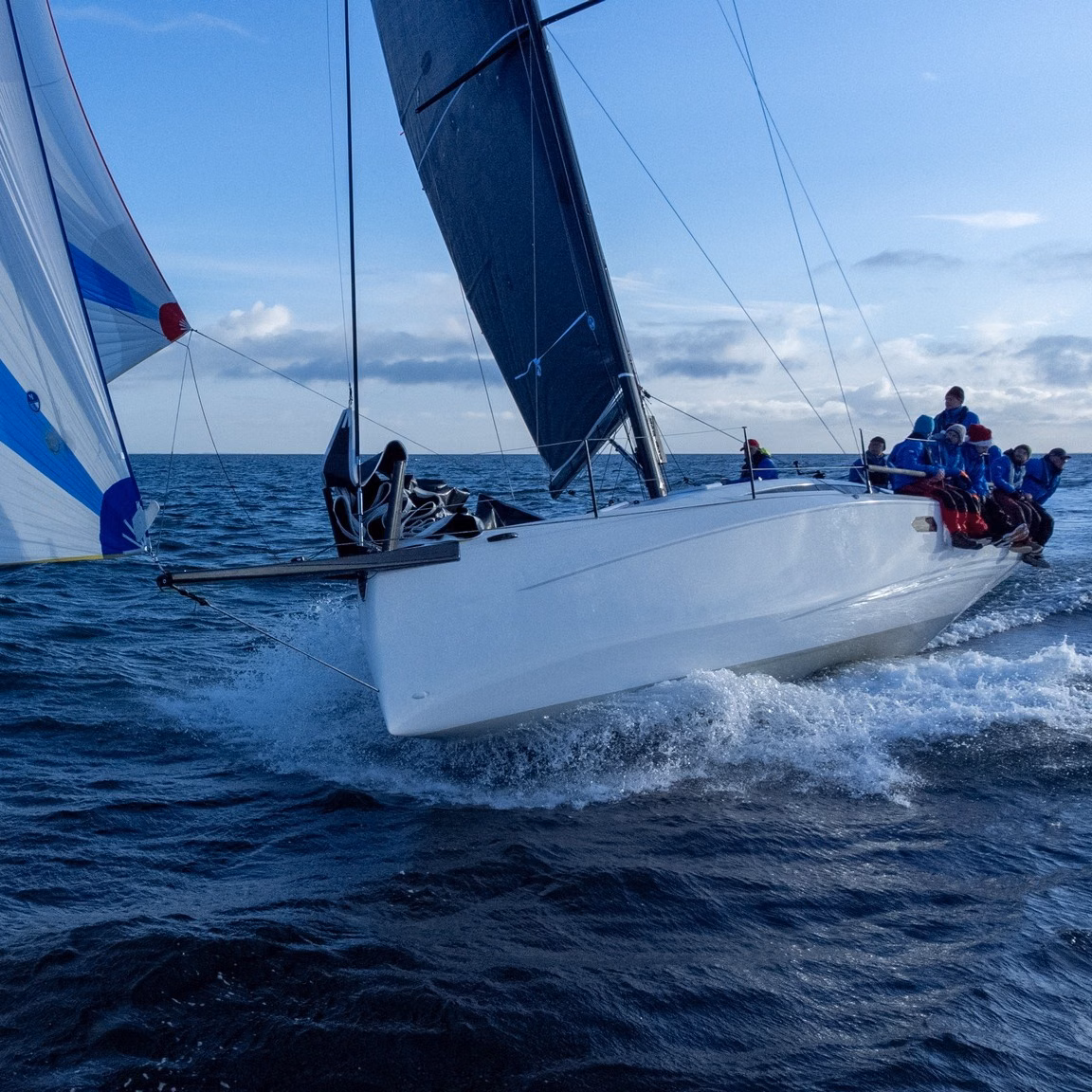 2025 X-Yachts XR 41 